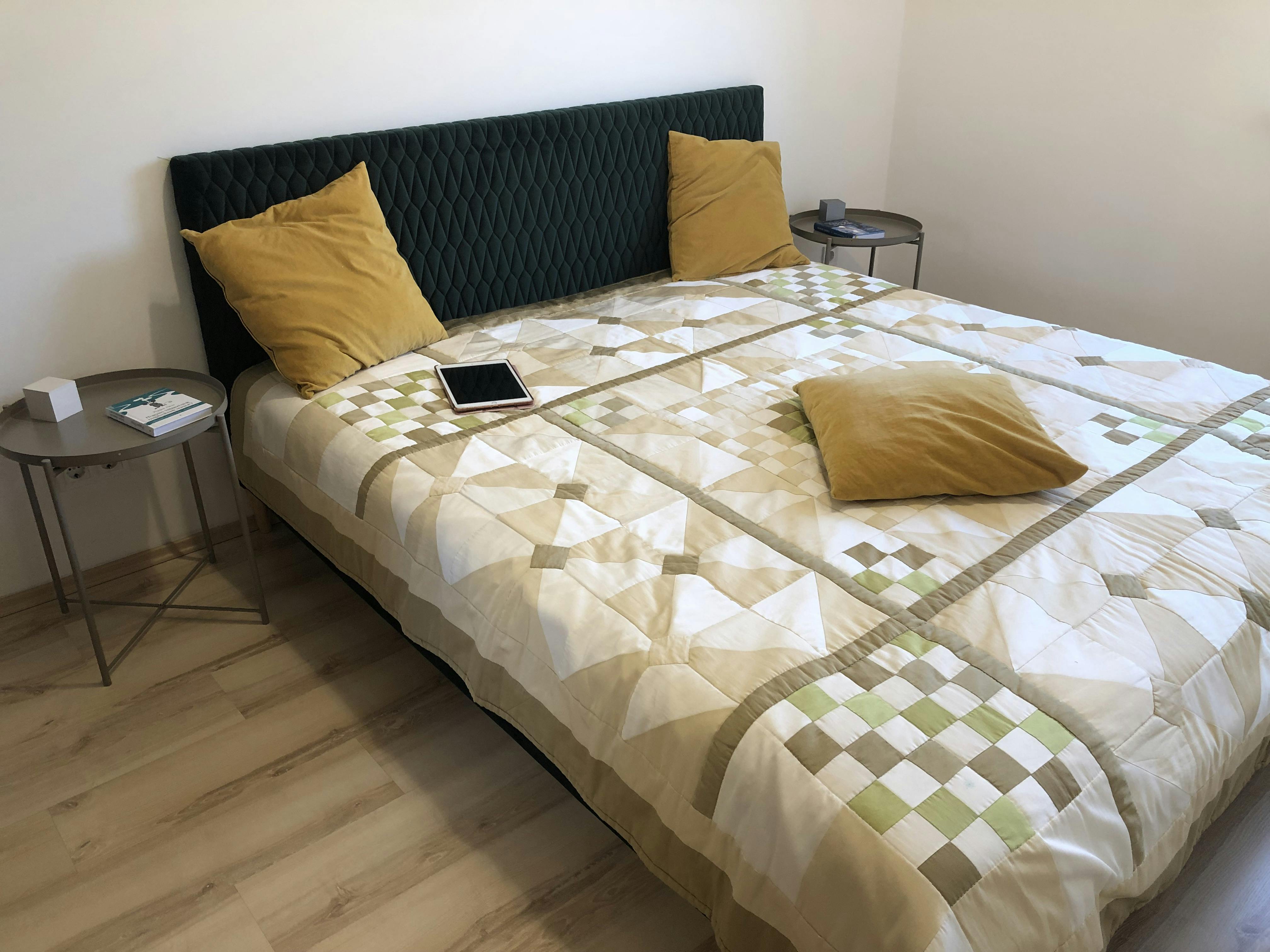 preview gallery tile