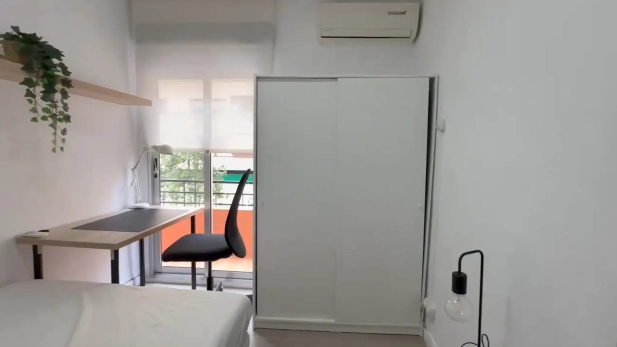 Avinguda de Peris i Valero, Valencia preview