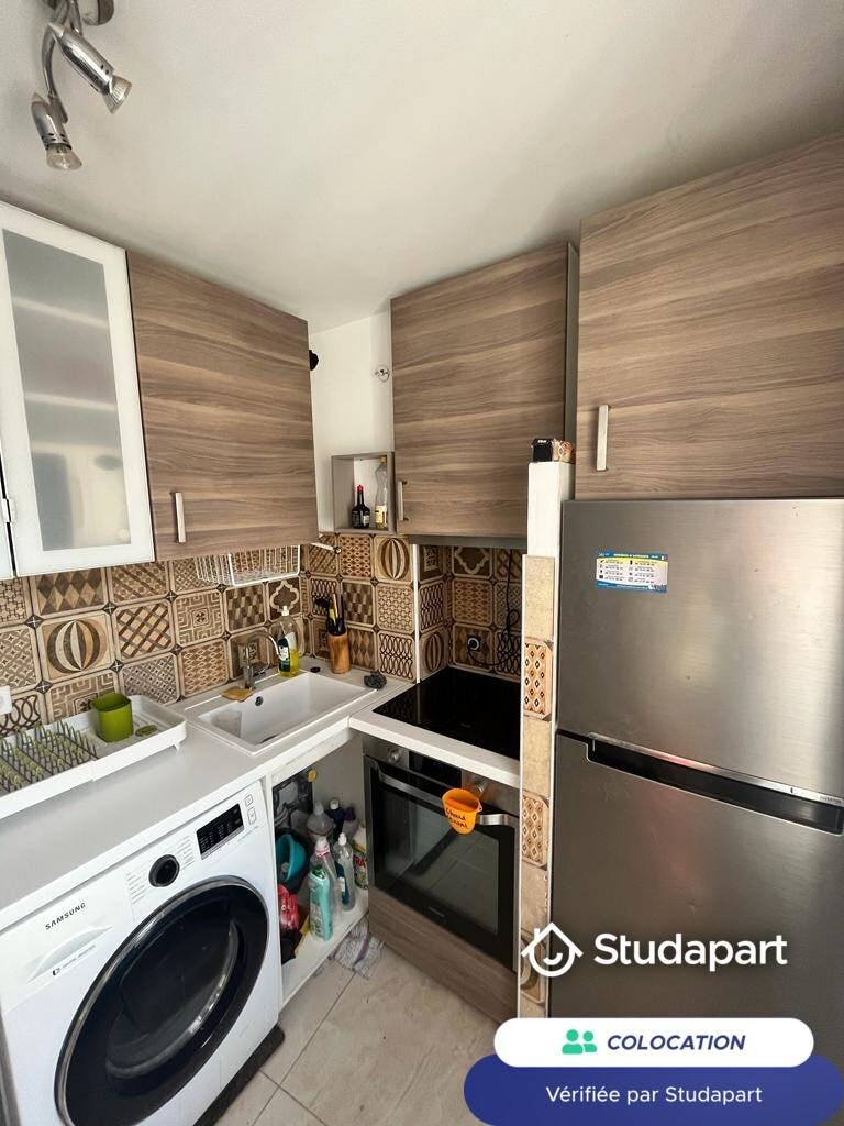 Private room for rent on Rue des Serruriers, Nice - Widok 4