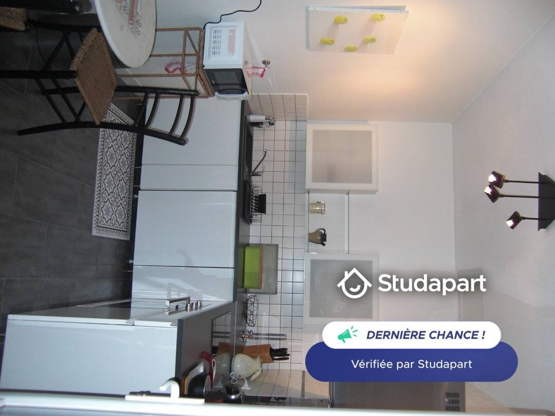 House for rent on Rue de Suresnes, Nanterre