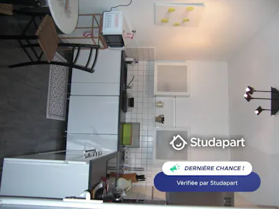 House for rent on Rue de Suresnes, Nanterre