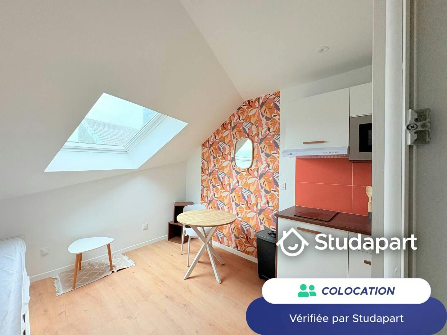 Quarto privado para alugar por € 399 por mês em Charleville-Mézières, Rue Jean Moulin