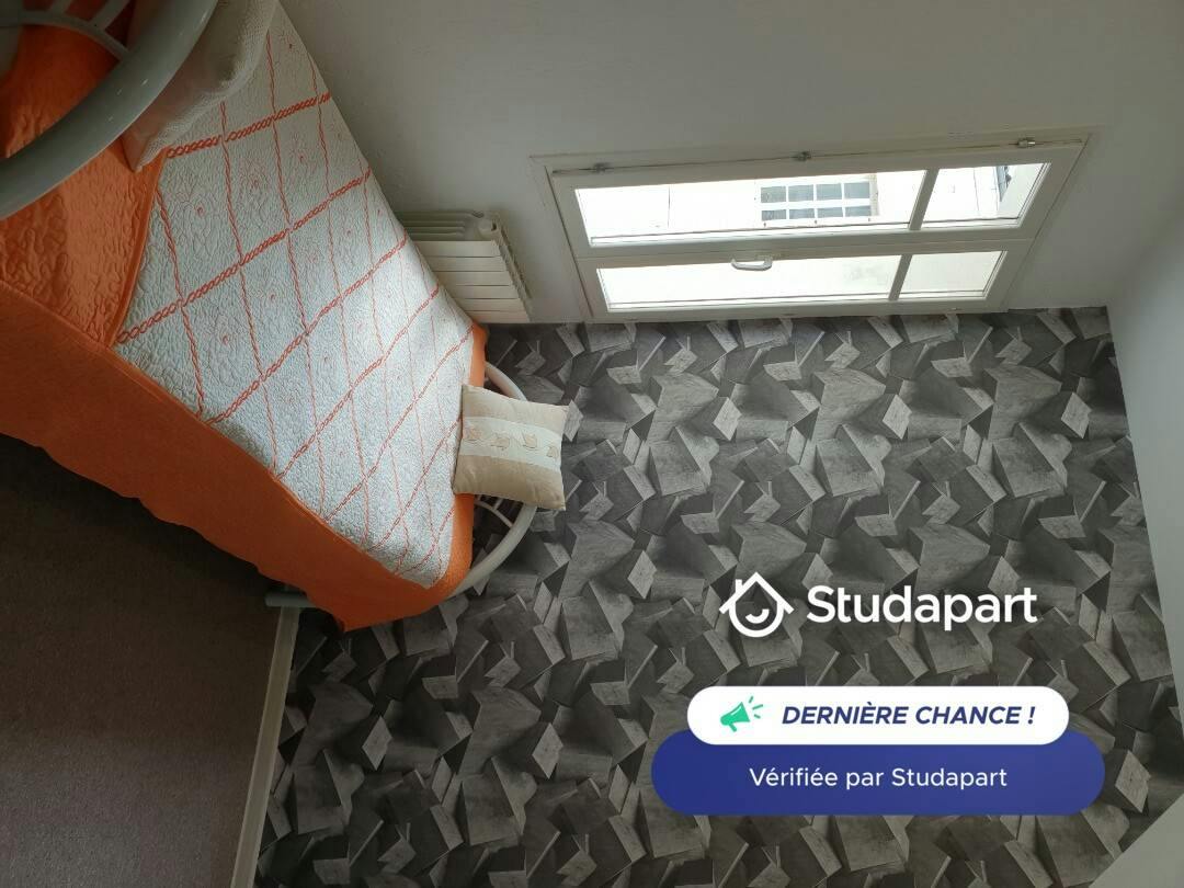 Apartment in Bordeaux, Victoire - View 5
