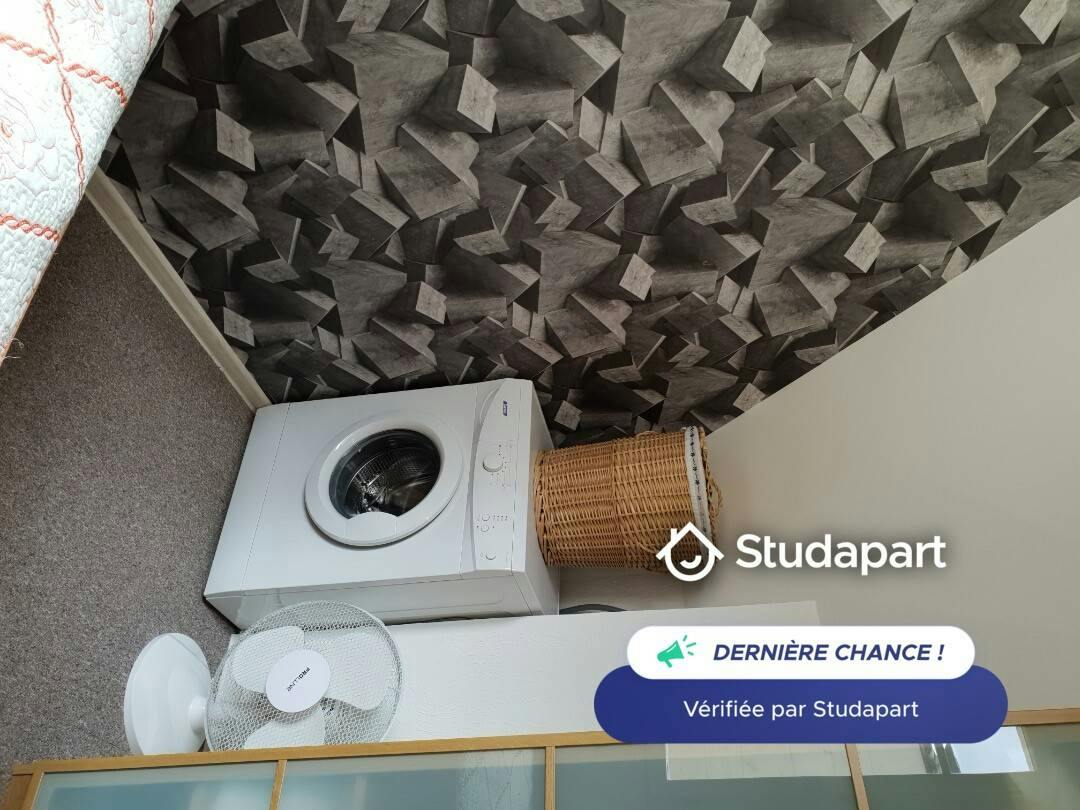 Apartment in Bordeaux, Victoire - More