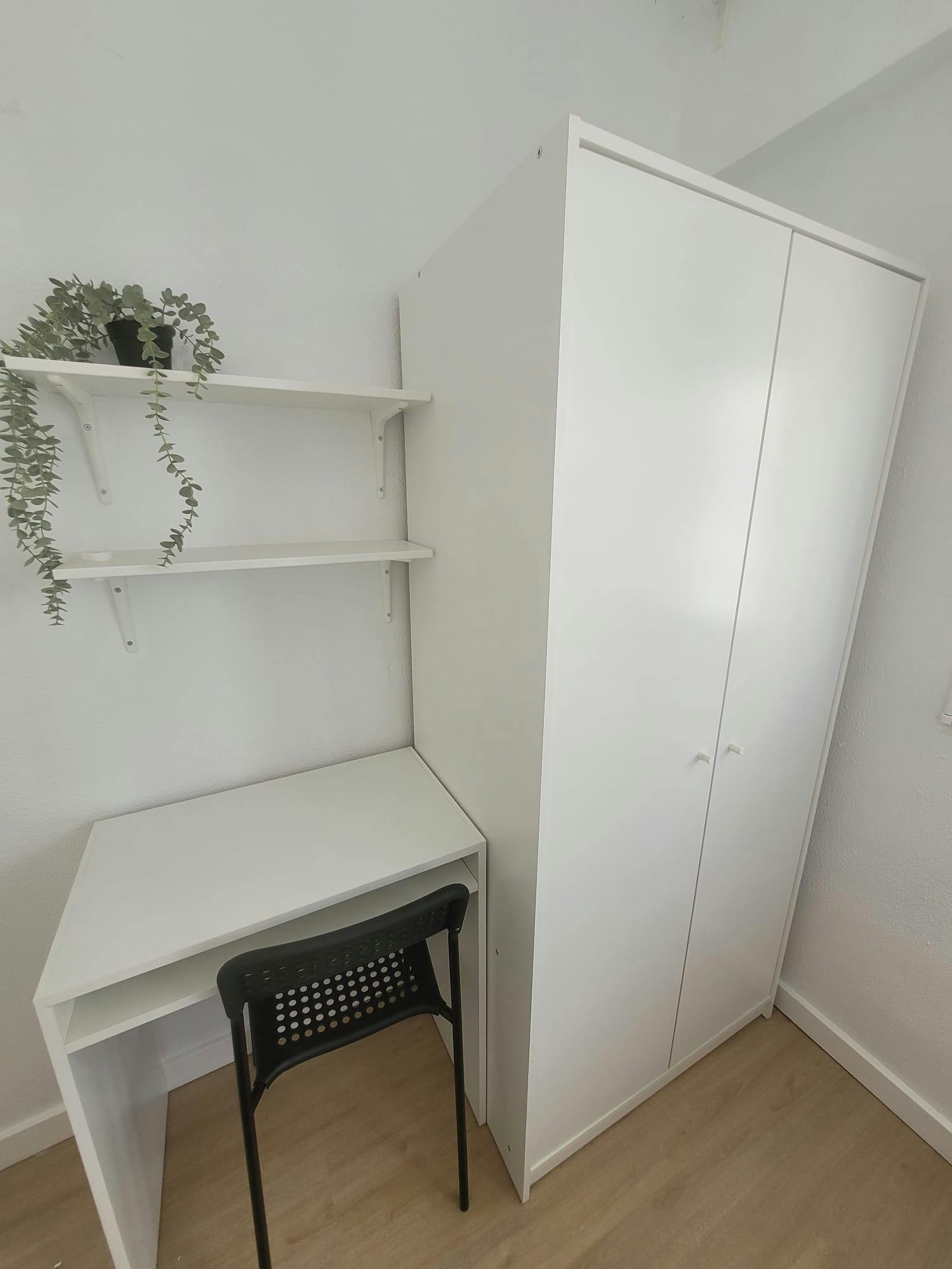 Single room Torrent, 1 bed, 9m² — photo 5