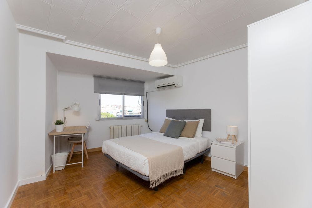 Avinguda de la Constitució, Valencia Valencia