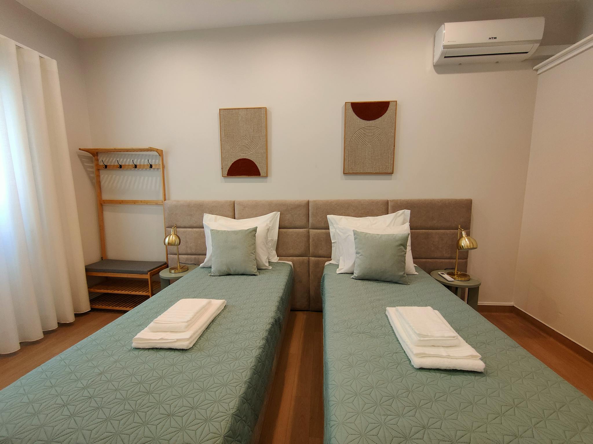 Rua Sousa Pinto, Porto preview