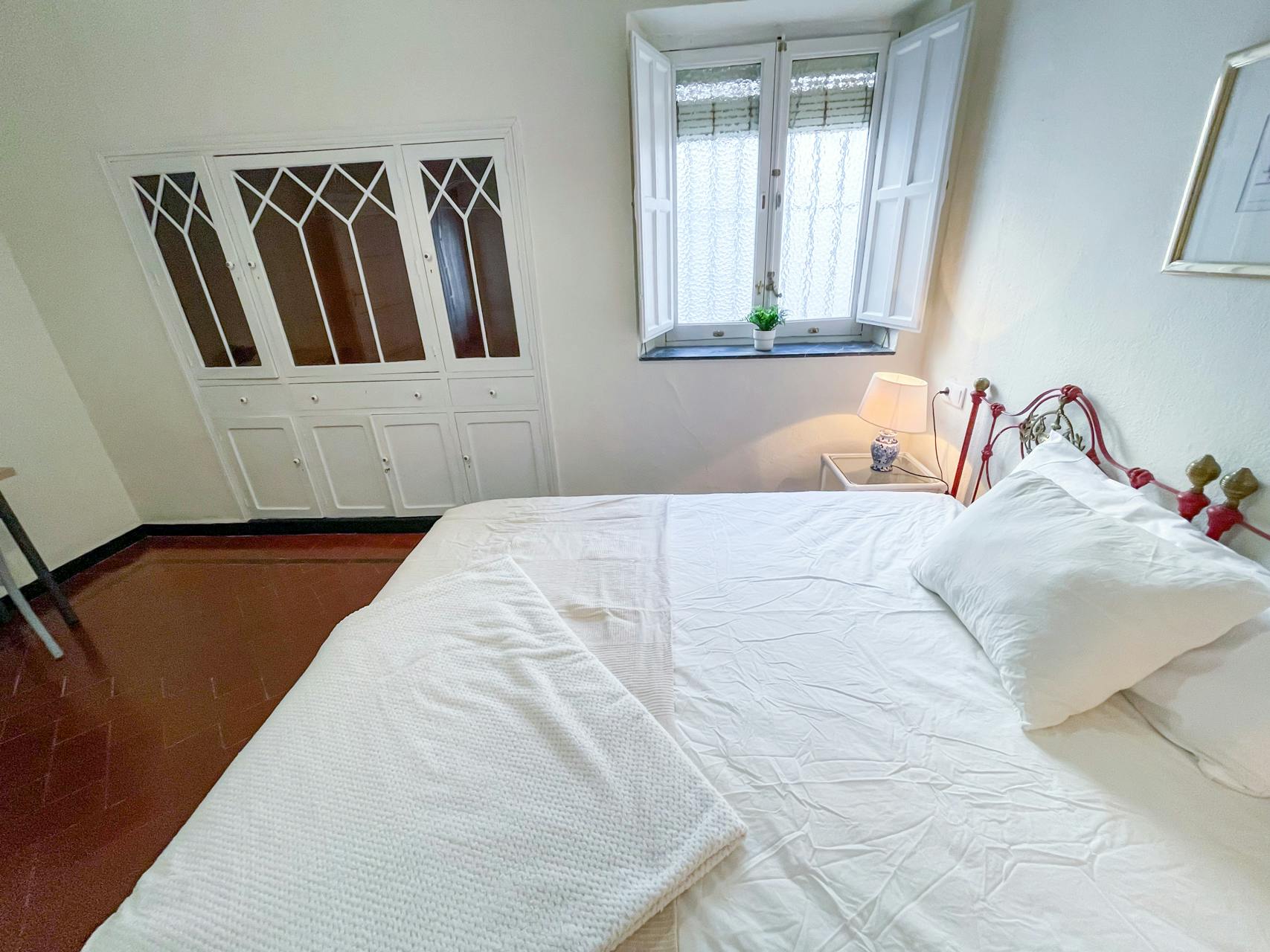 Single room Sevilla, 1 bed, 15m² — photo 1