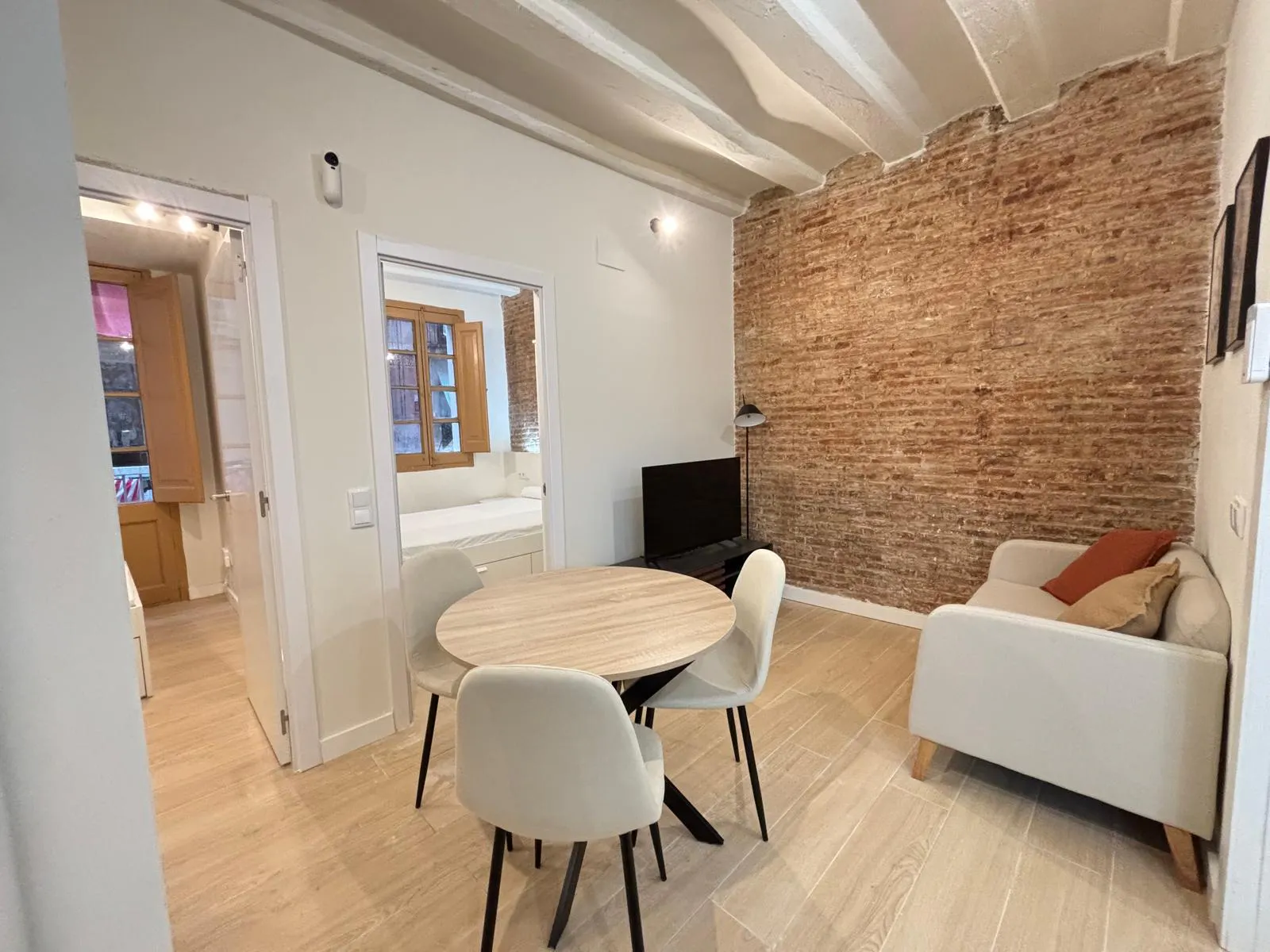 2-Bedroom Apartment in Carrer de Vistalegre, Barcelona (1654729) ROOM 2