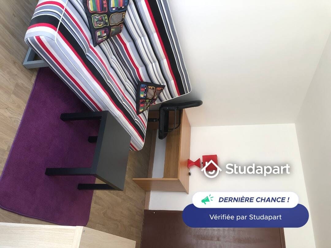 Wohnung zu mieten für 700 € pro Monat in Cergy, Rue du Clos des Pruniers