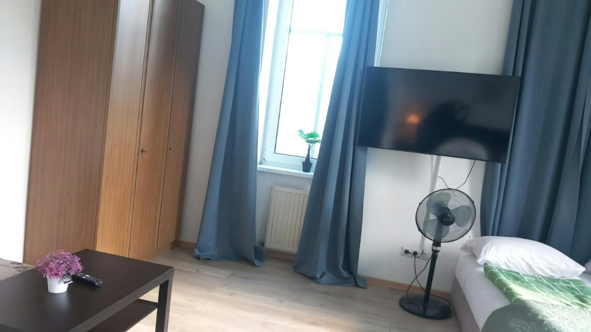 Allerheiligengasse, Vienna preview