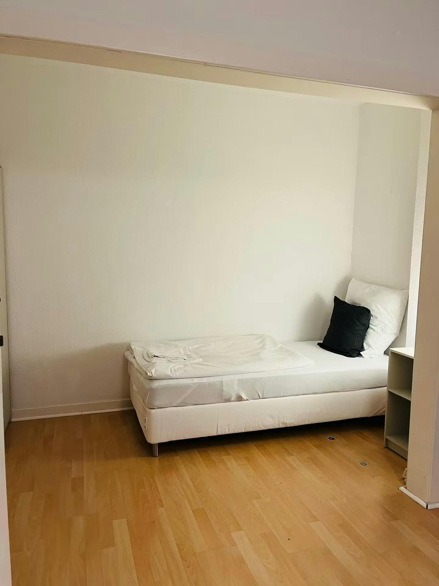 Apartment Hamburg, 1 bed — photo 1
