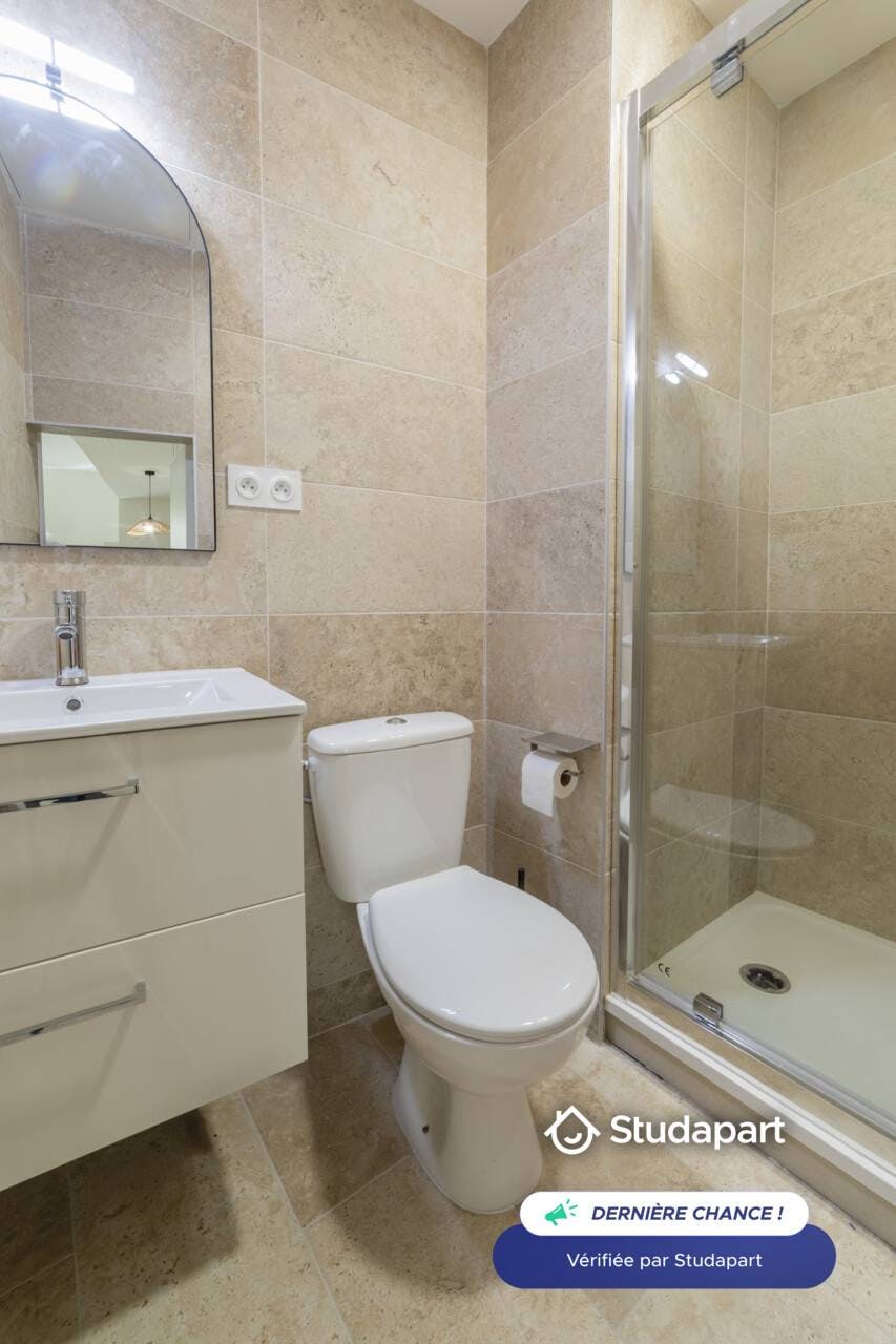 Apartment for rent on Rue Astruc, Nîmes - Widok 6