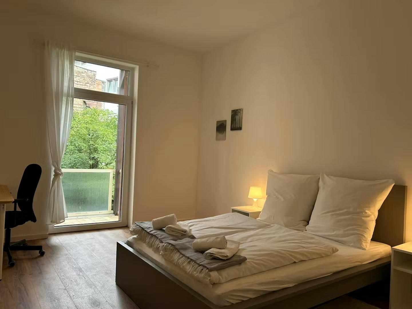 preview gallery tile