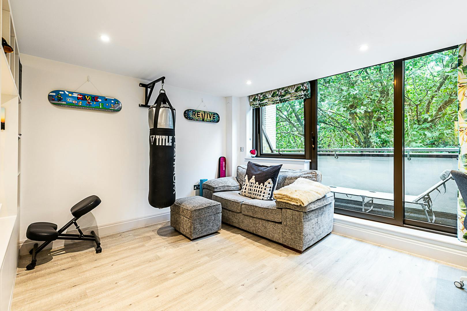 Appartement à louer pour 2 240 £GB/mois à London, Chiswick High Road