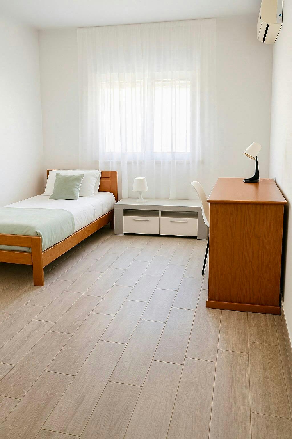 Rua dos Três Bico, Portimão preview