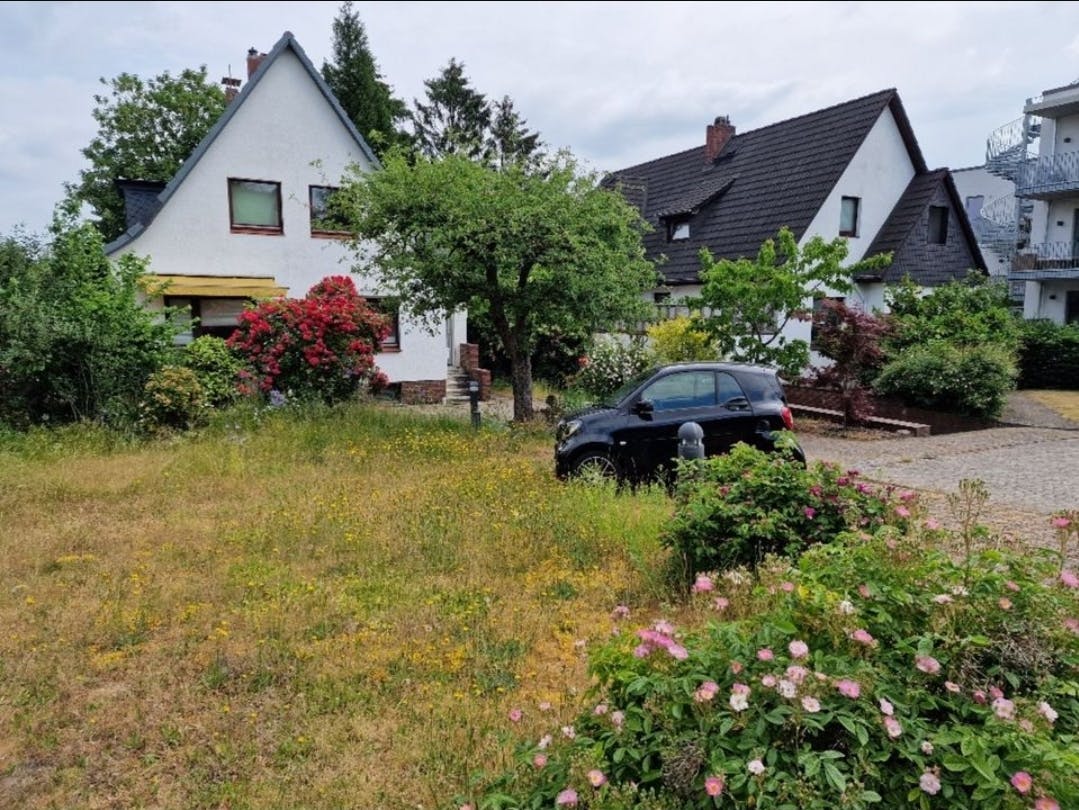 House for rent for €2,700 per month in Hamburg, Sülldorfer Landstraße