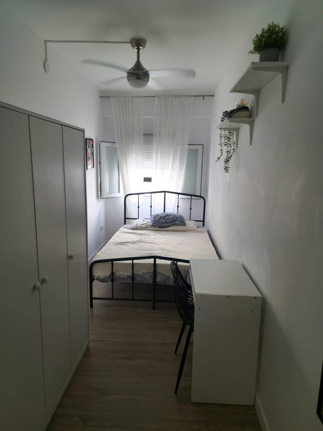 Отдельная комната сдается в аренду за 395 € в месяц в Benetússer, Carrer el Palleter