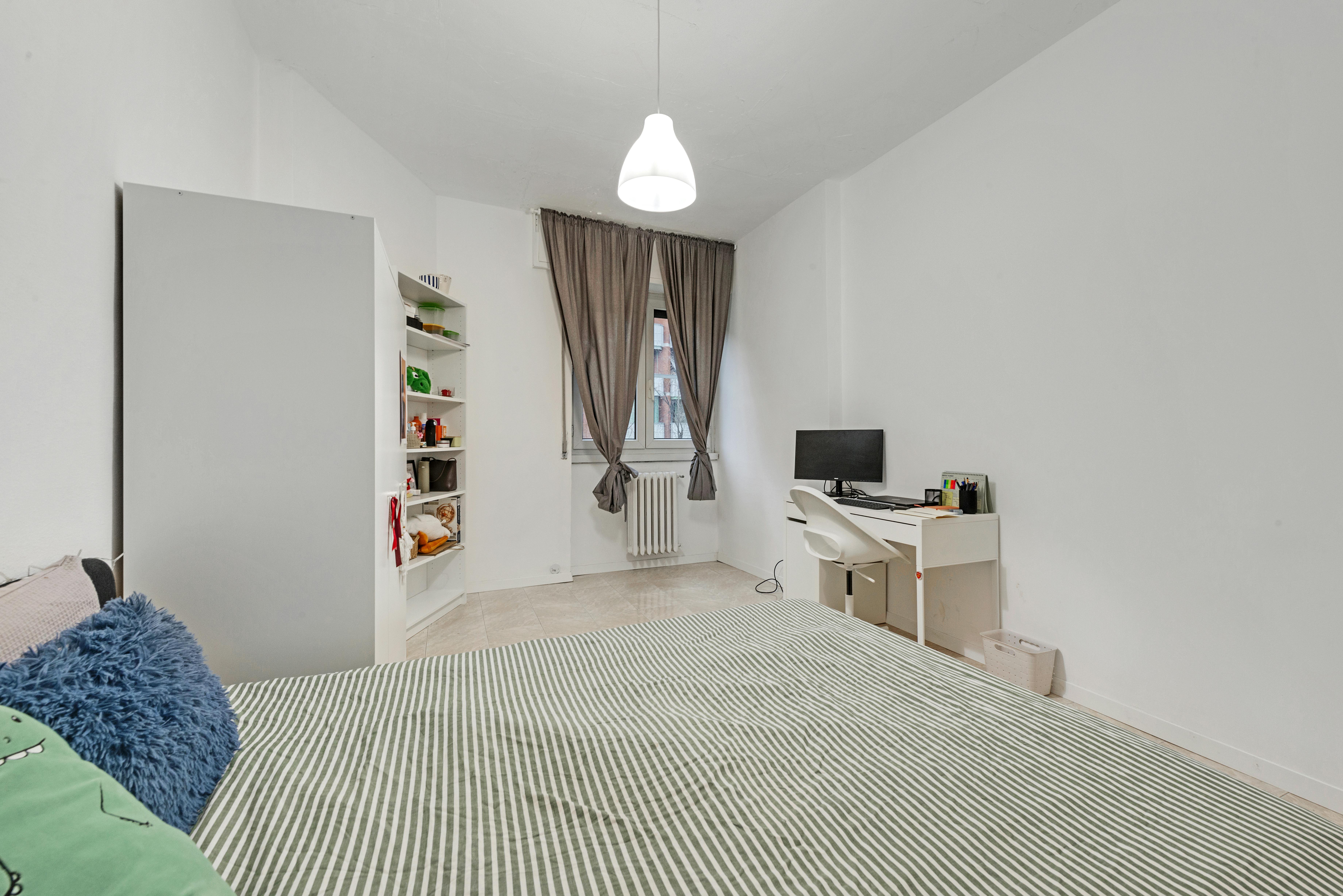 Single room Milan, 1 bed, 10m² — photo 1