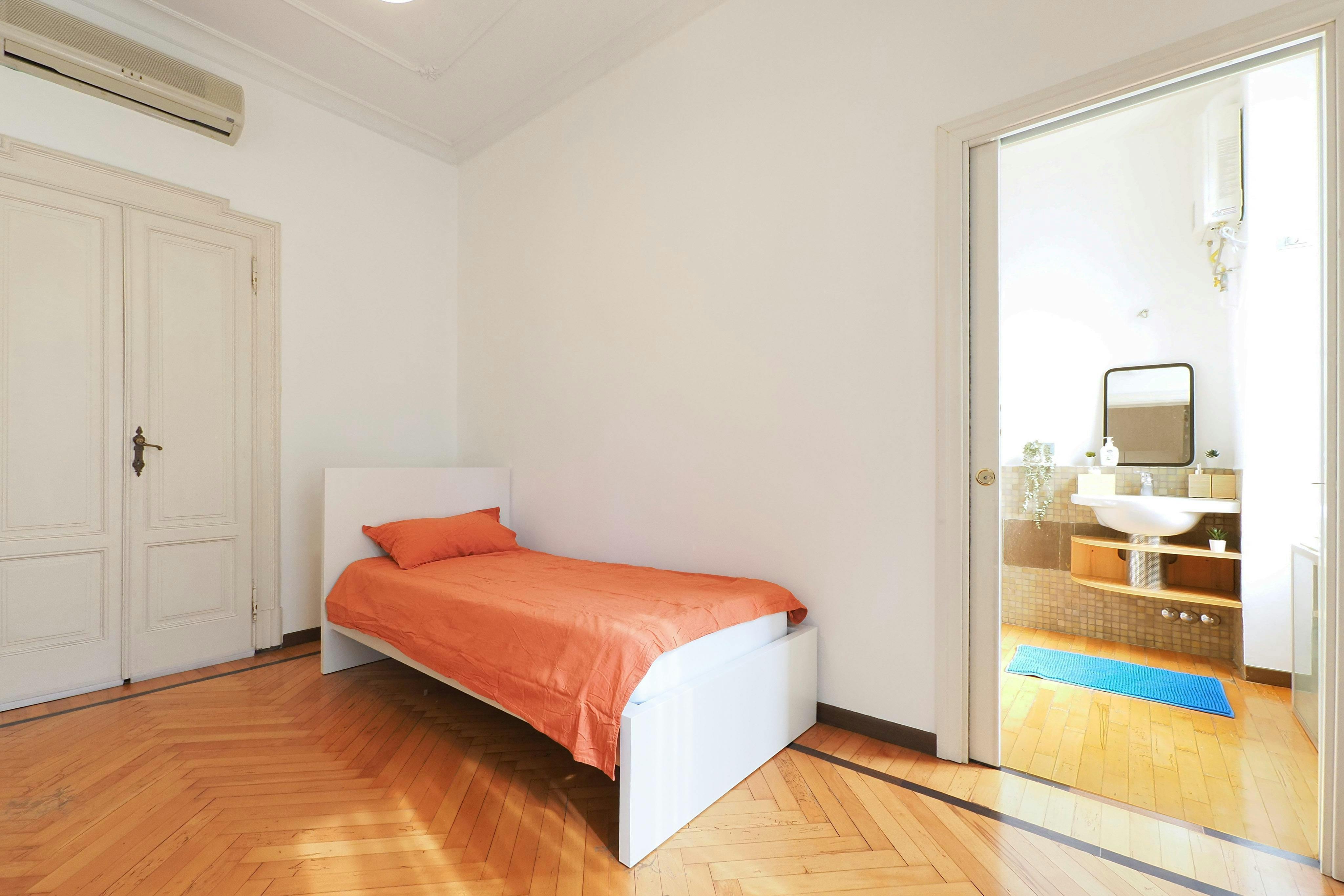 Single room Milan, 1 bed, 14m² — photo 16