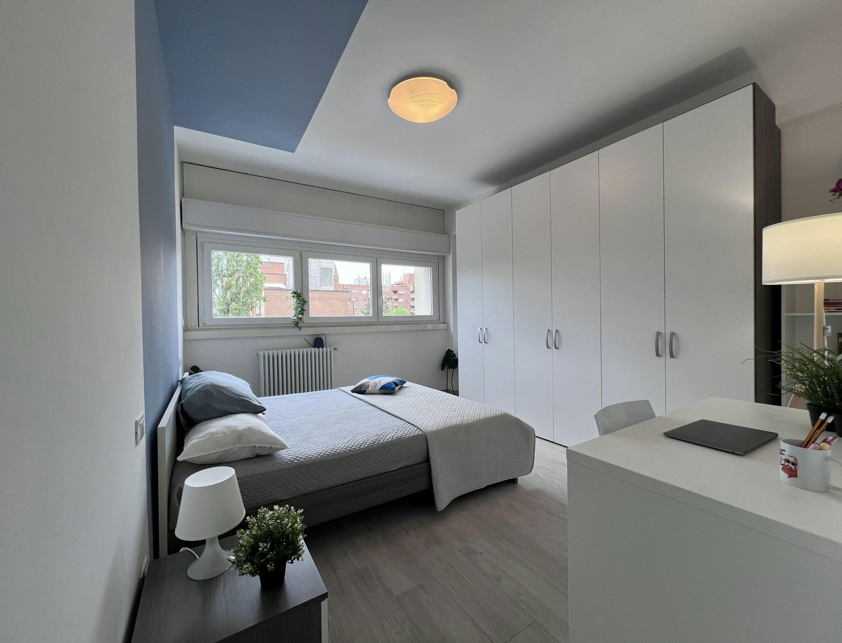 Single room Milan, 1 bed — photo 1