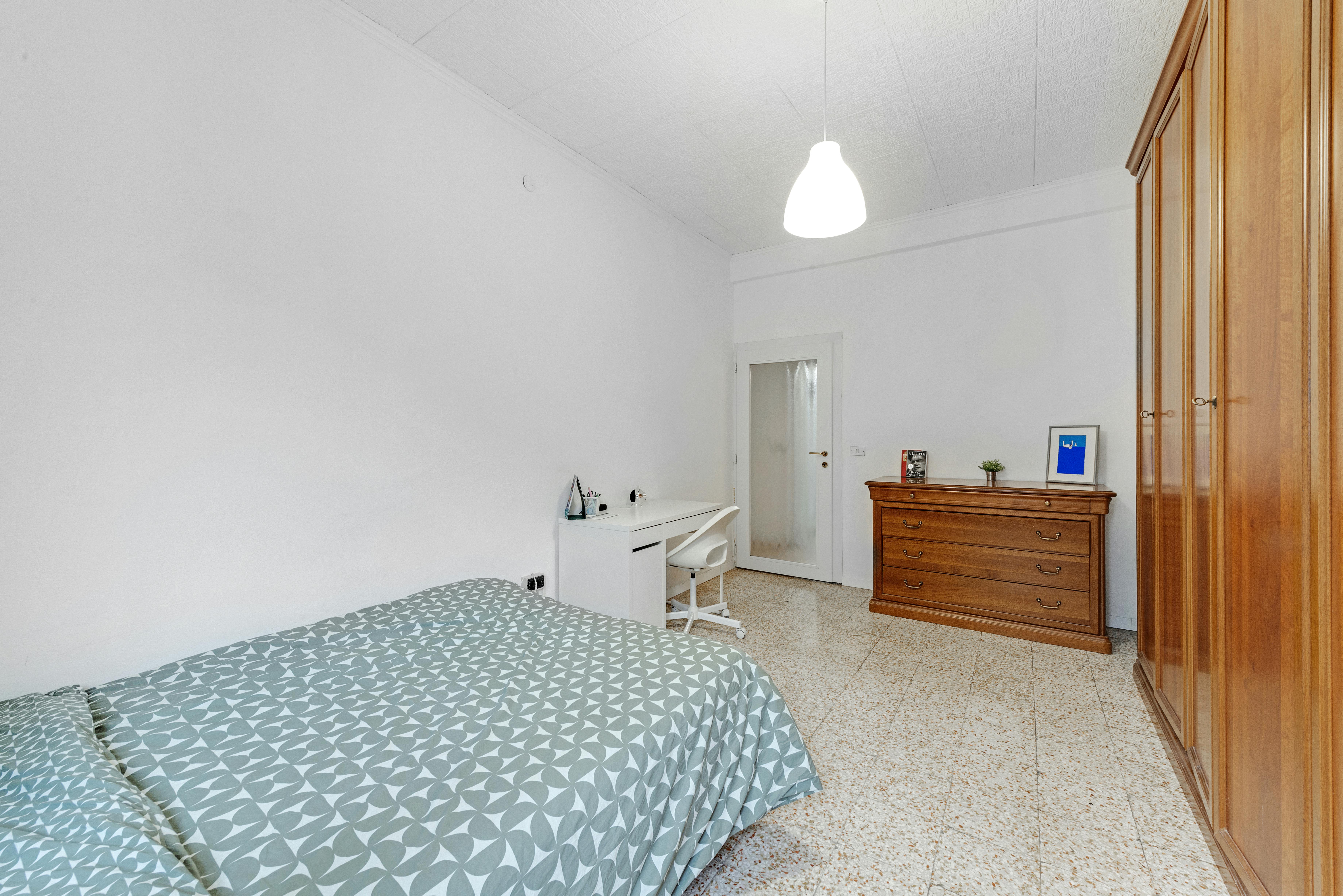 Single room Milan, 1 bed, 10m² — photo 1