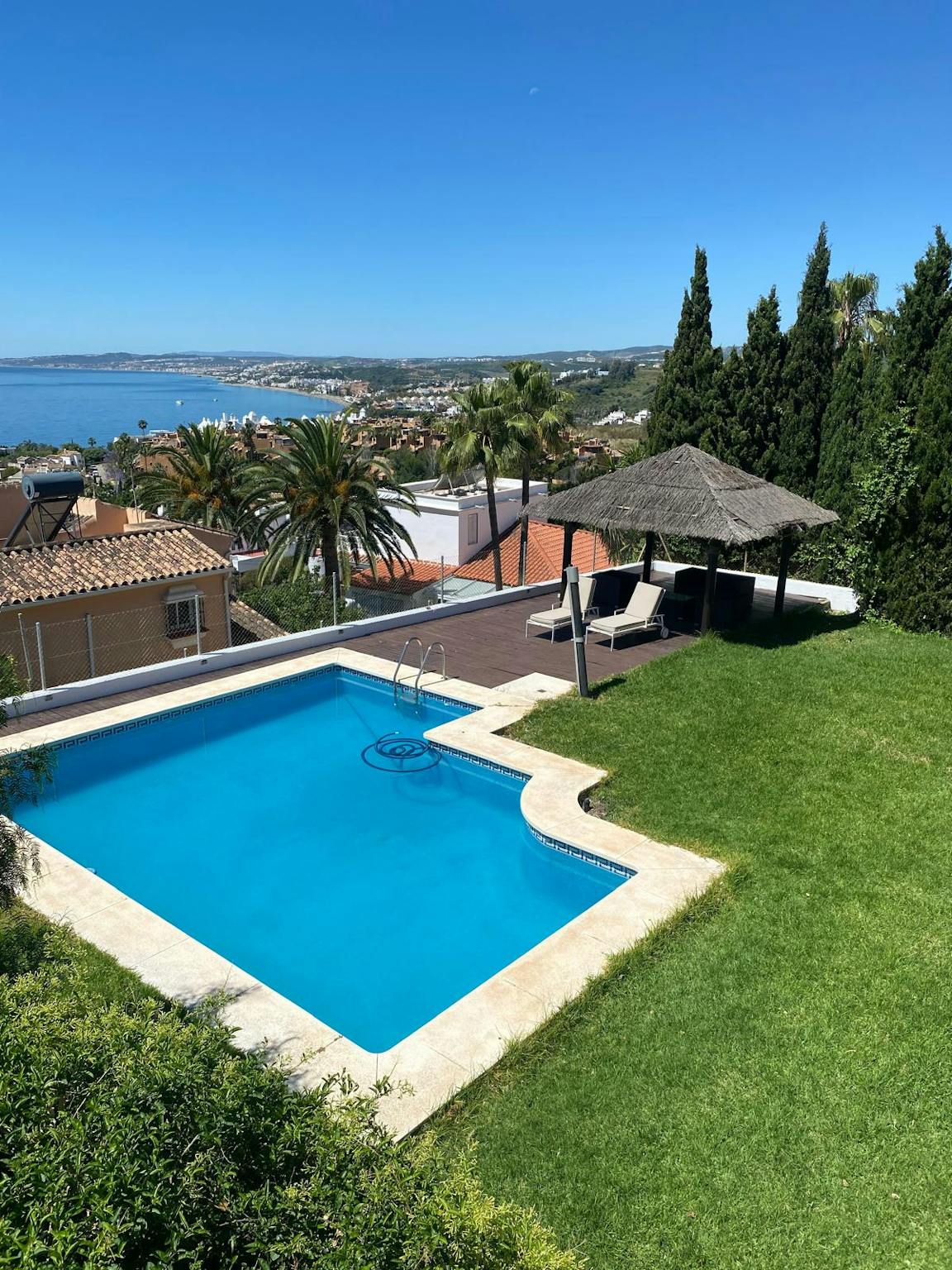 Calle del Manzano, Urbanización Puerto de Estepona preview