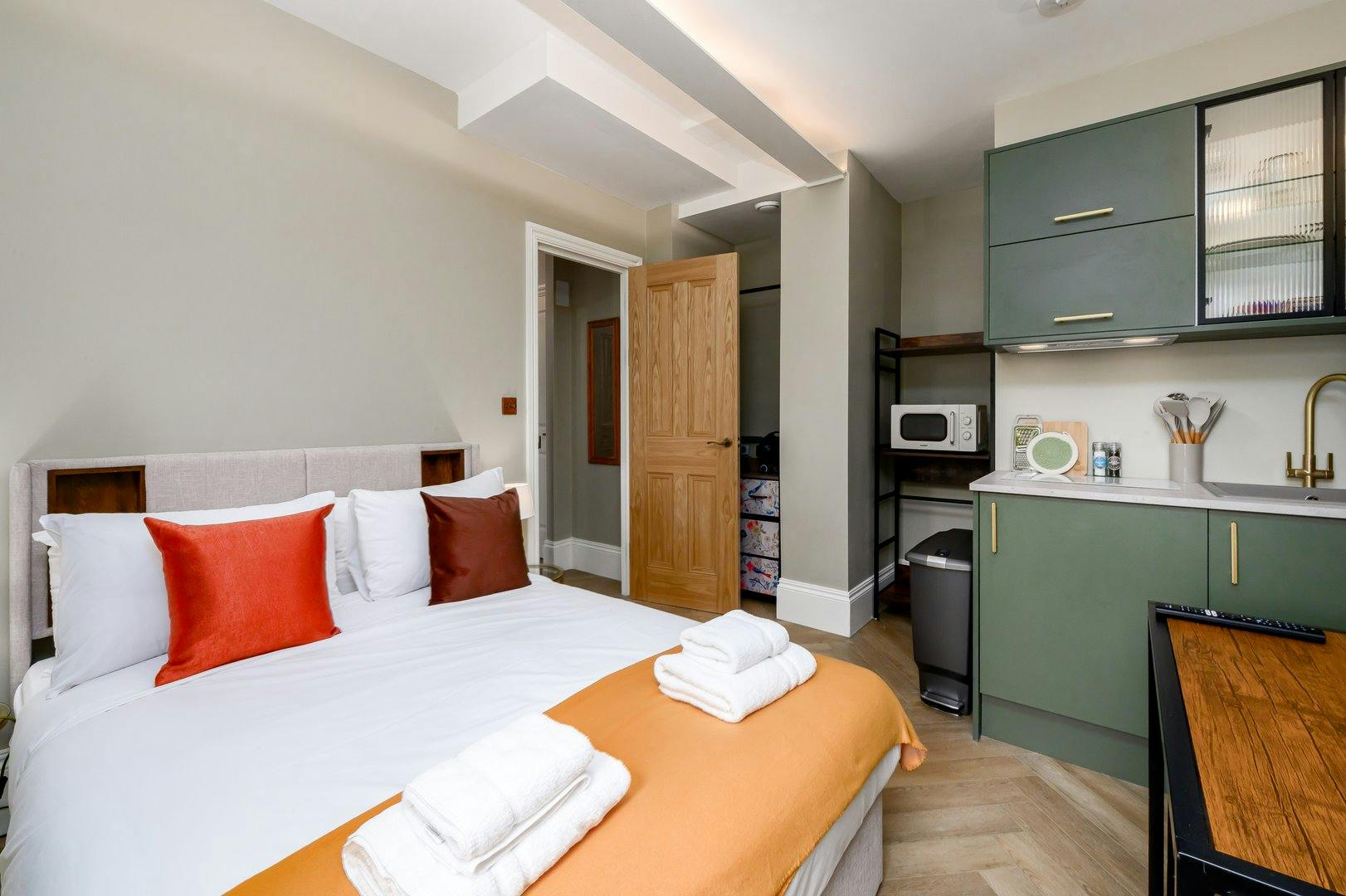 Etta att hyra för 9 996 GBP i månaden i London, Brixton Road