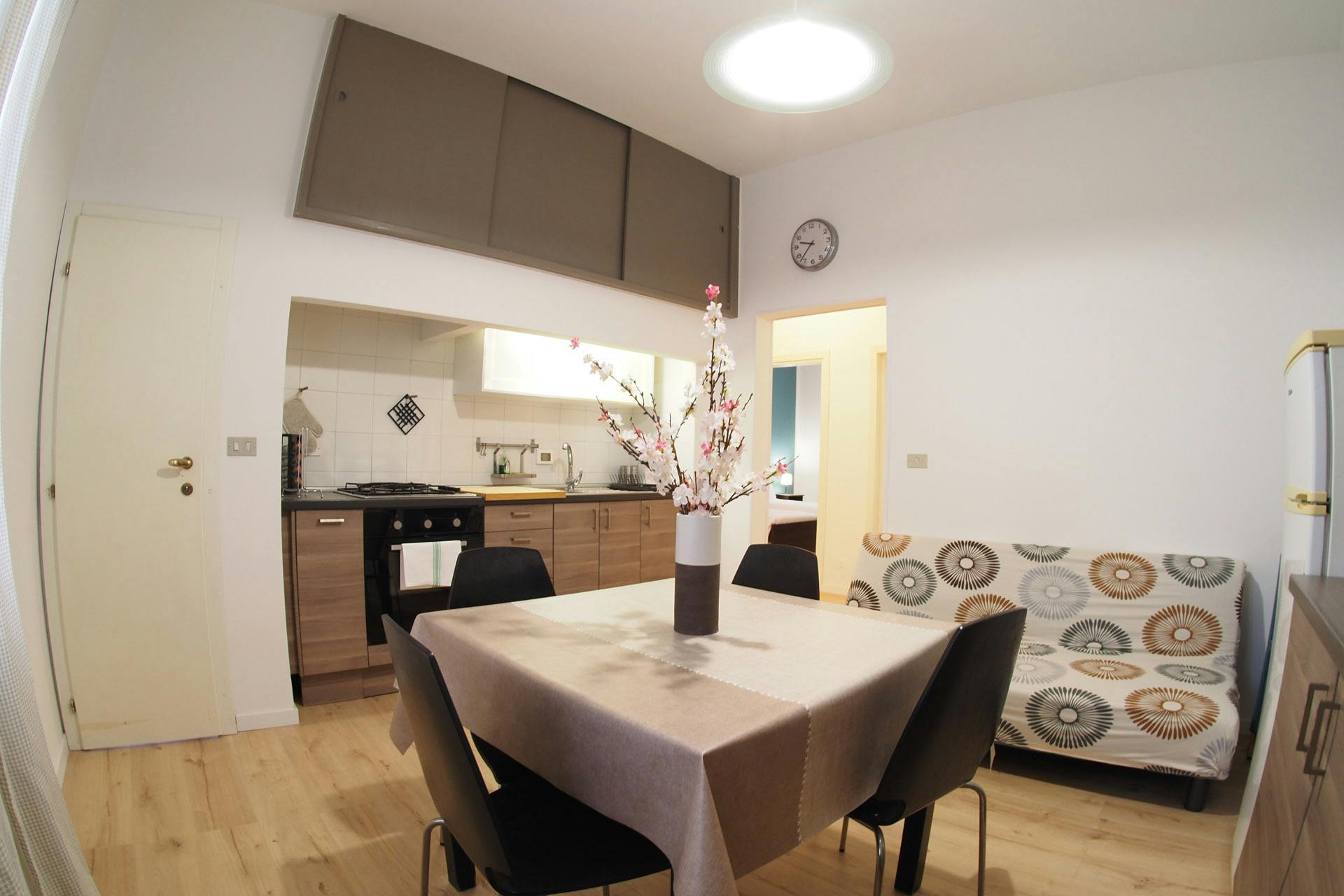 Appartamento in affitto a 2300 € al mese a Bologna, Via Giuseppe Bentivogli