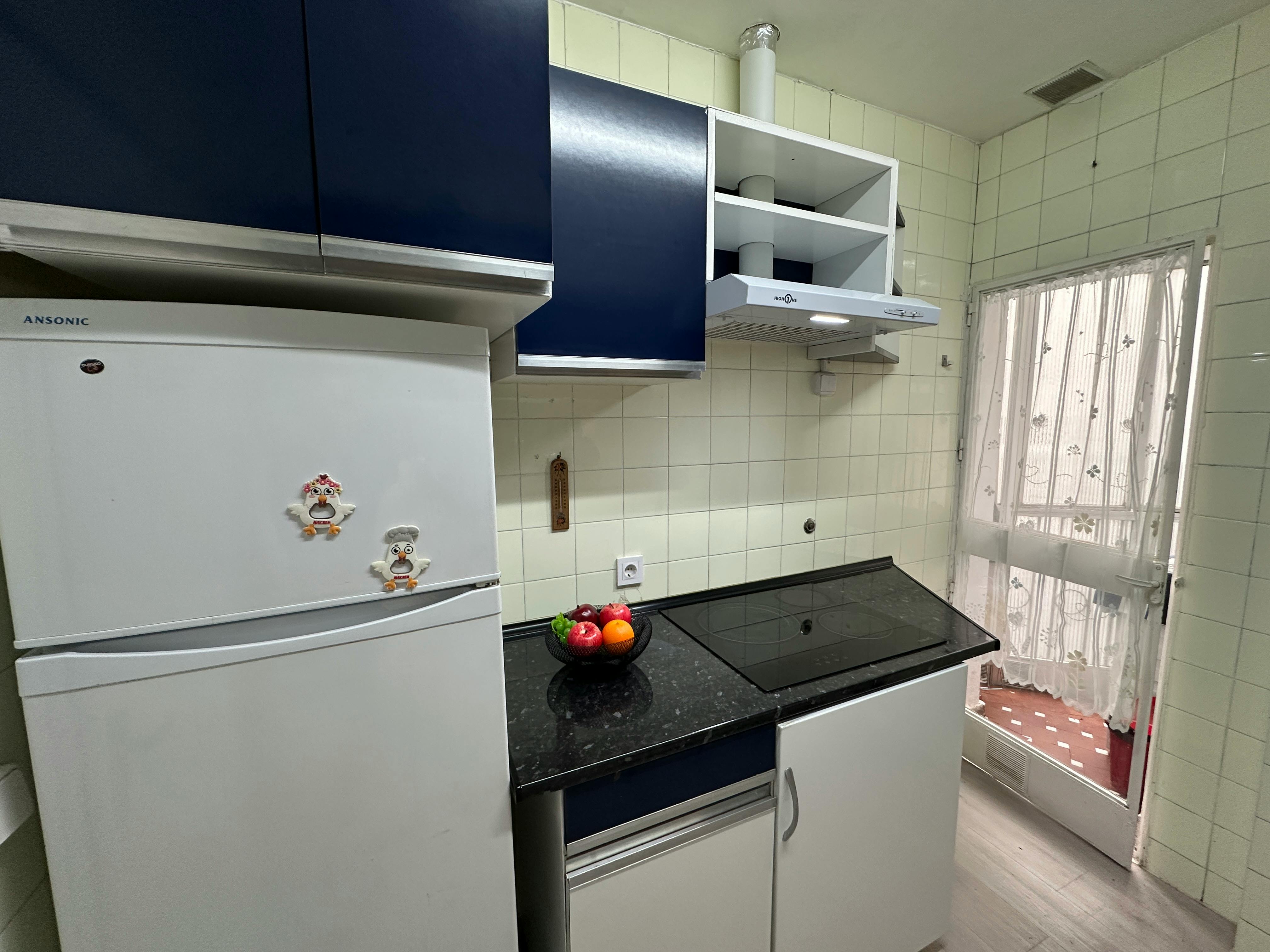 Apartment Madrid, 4 beds — photo 2