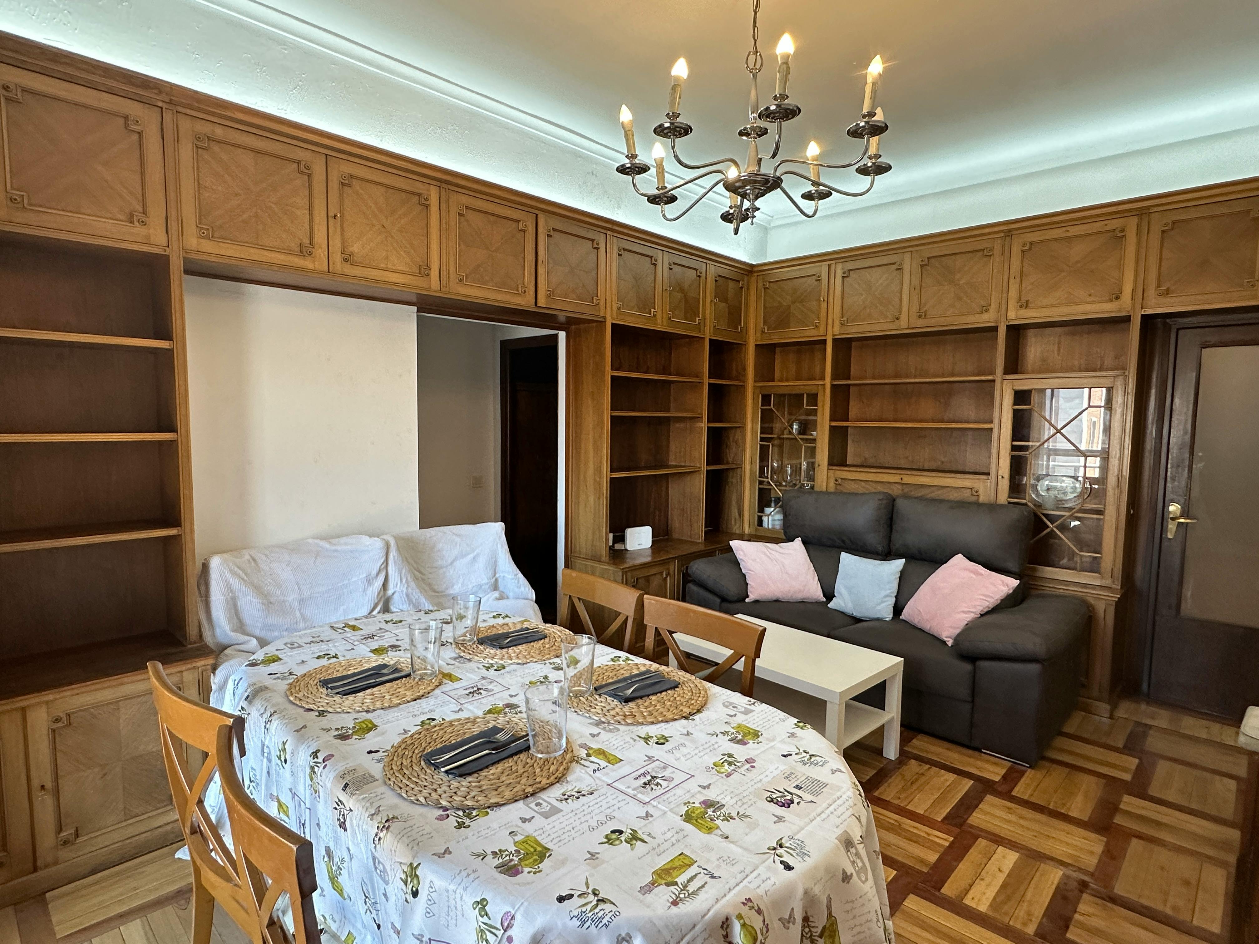 Apartment Madrid, 4 beds — photo 4
