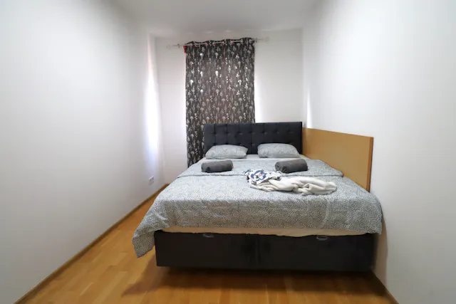 2-Bedroom Apartment in Schönbrunner Straße, Vienna (1655883) room image 1