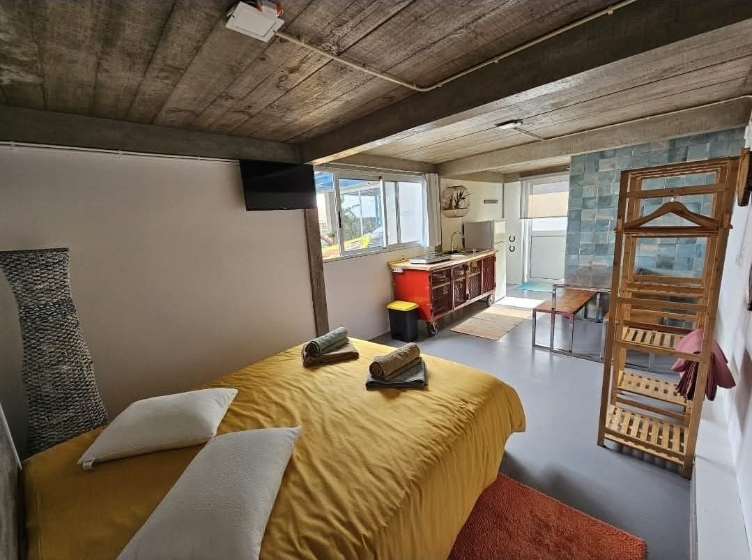 Private room for rent for €600 per month in Santa Cruz, Rampa da Ventrecha