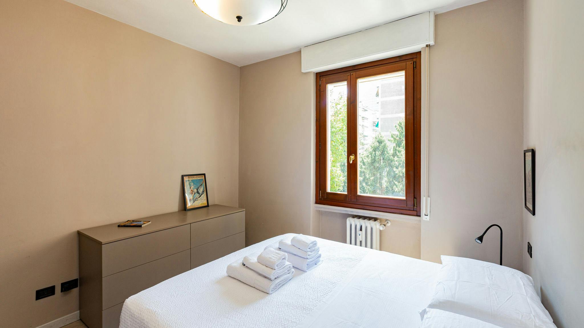 Apartment for rent for €1 per month in Milan, Via Alcuino