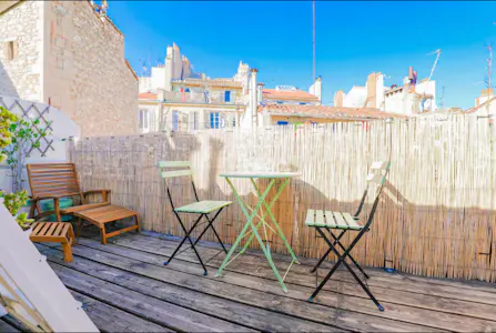 Studio for rent on Rue de la Palud, Marseille