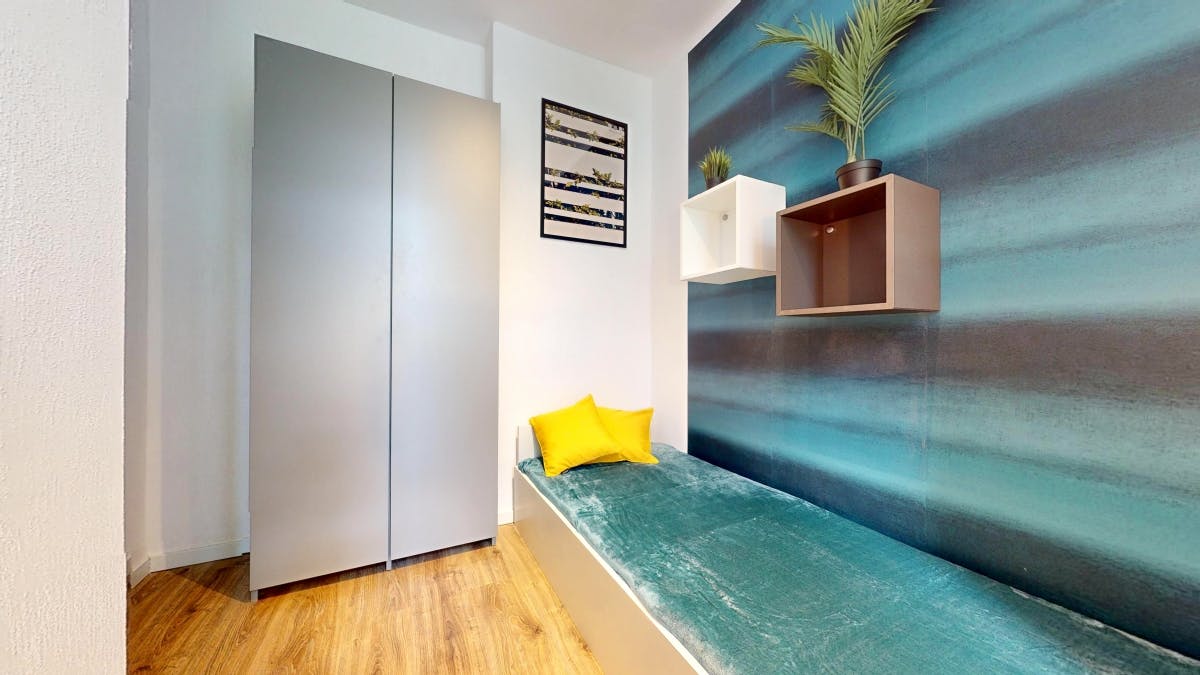 Mordechaja Anielewicza, Warsaw preview