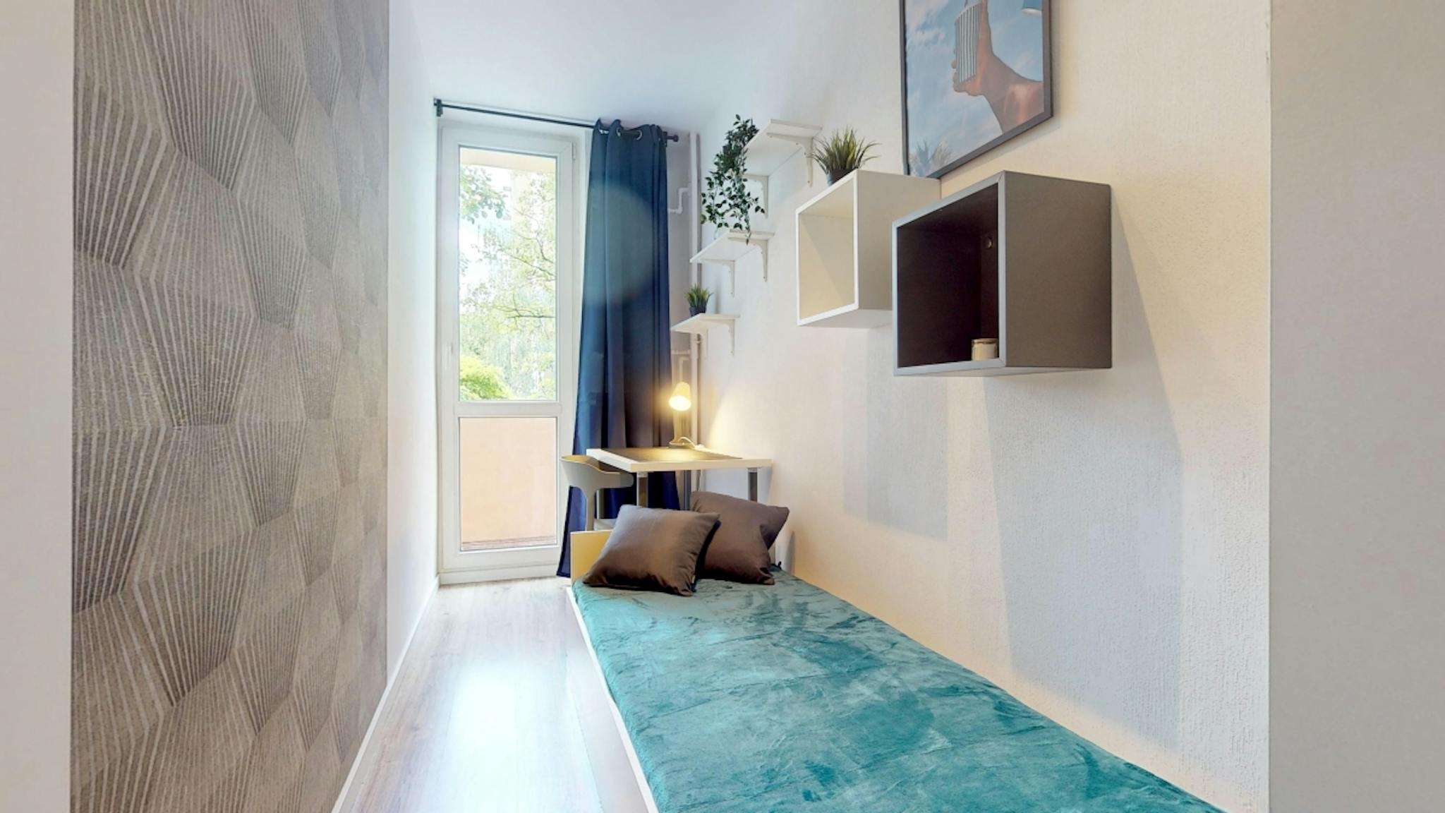 Mordechaja Anielewicza, Warsaw preview