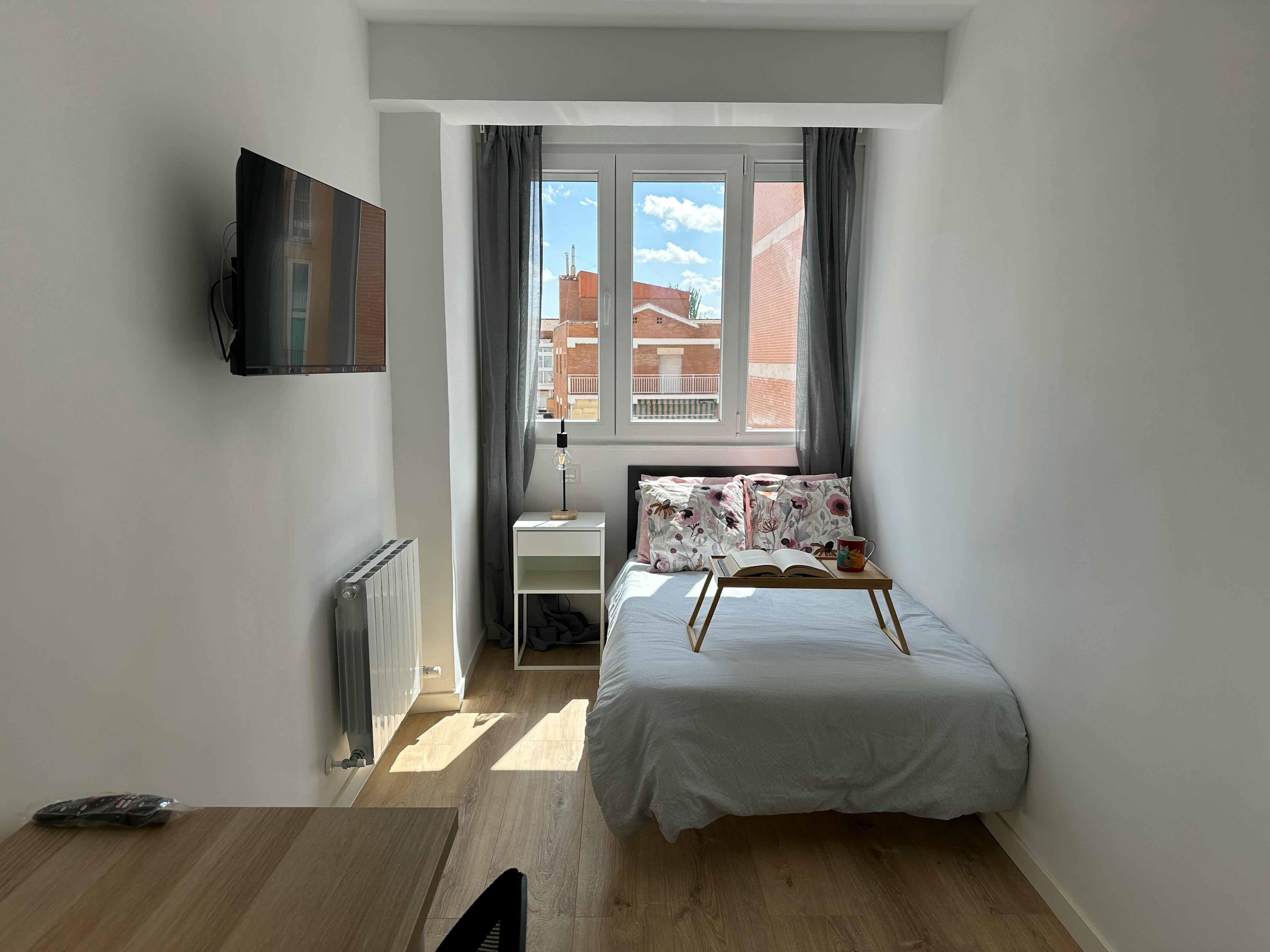 Single room Madrid, 1 bed — photo 10