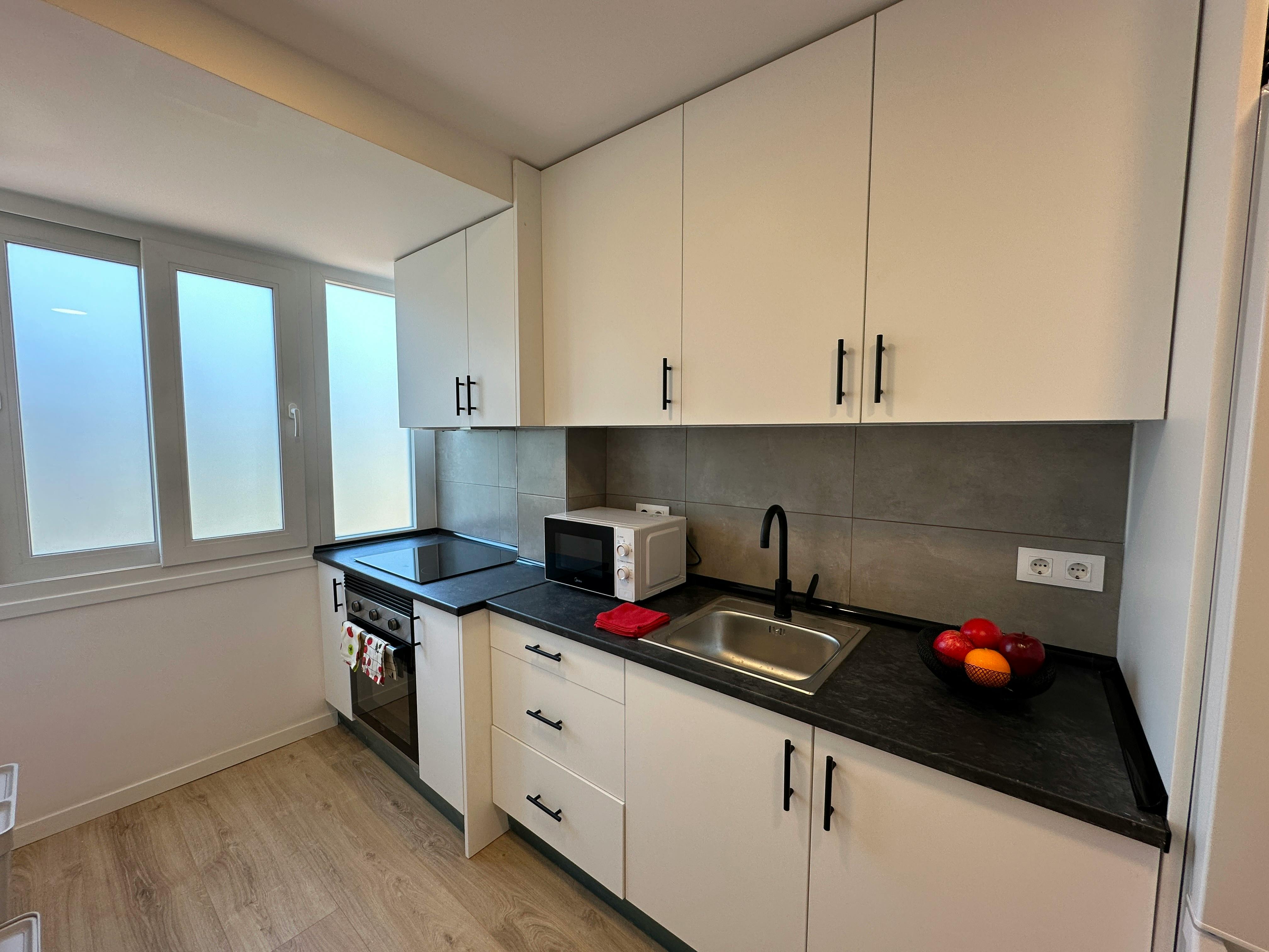 Single room Madrid, 1 bed — photo 4