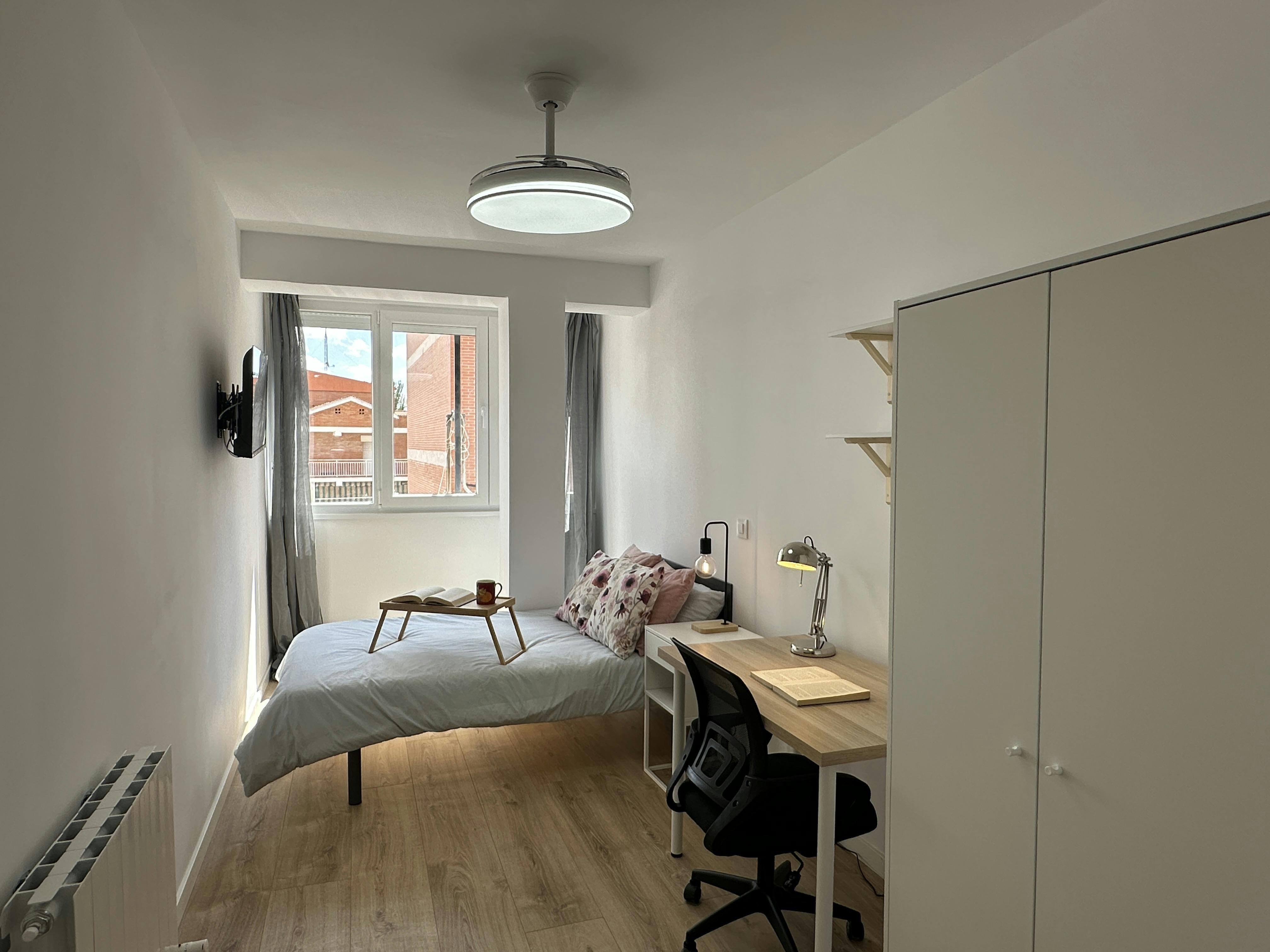 Calle de Manuel Galindo, Madrid preview