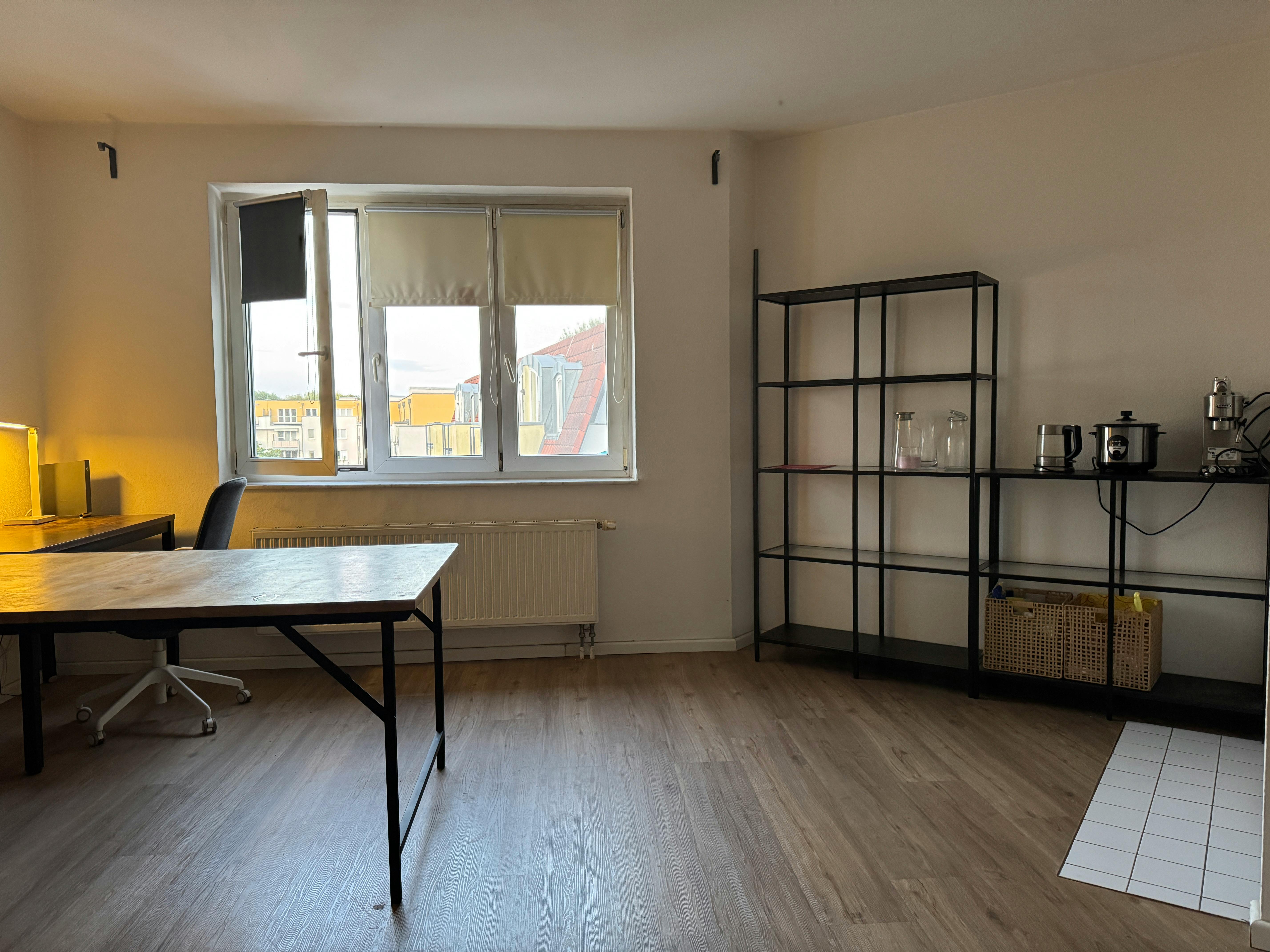 Apartment for rent on Dietzgenstraße, Berlin - View 3