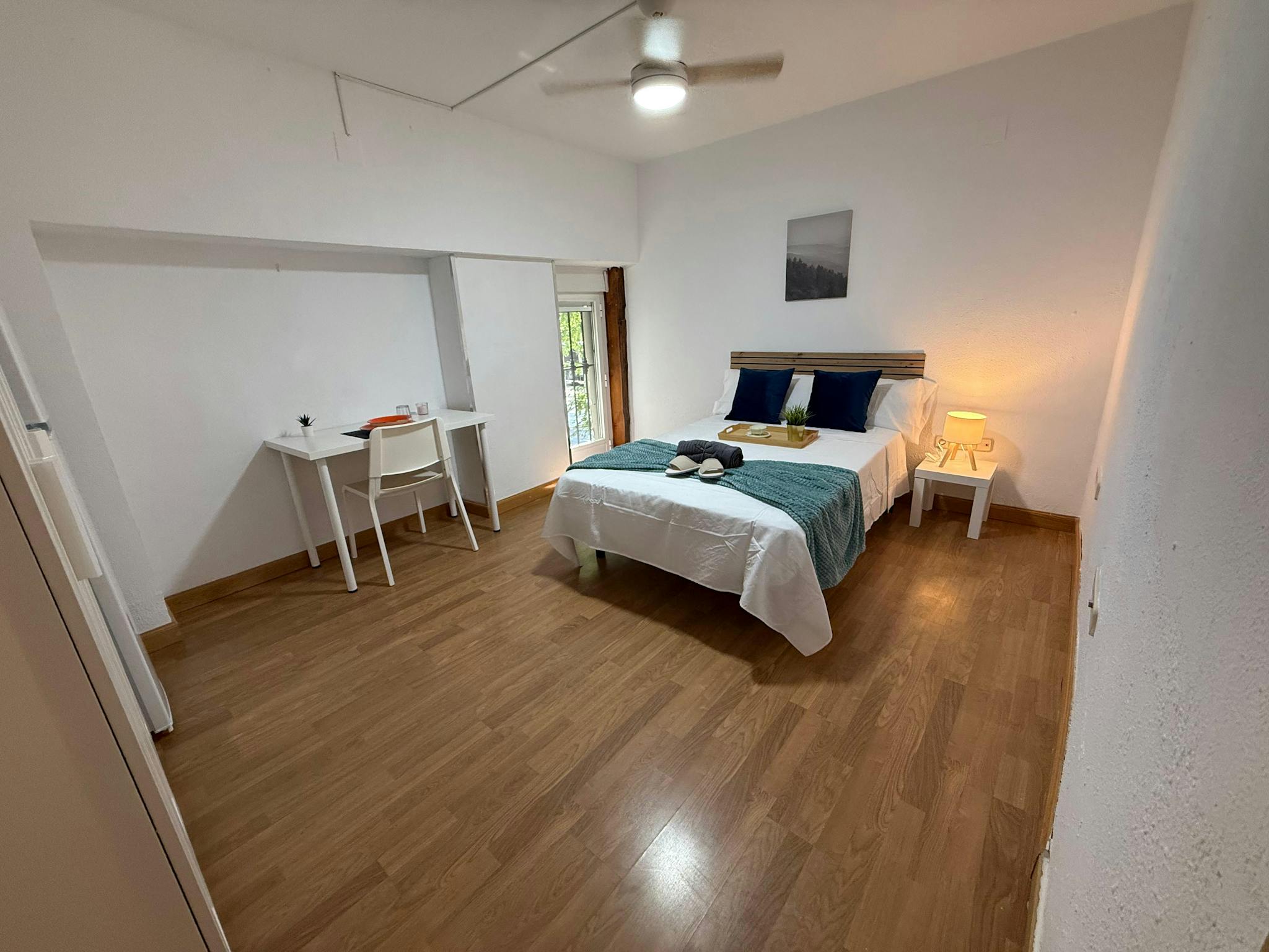 Calle de Alburquerque, Madrid preview