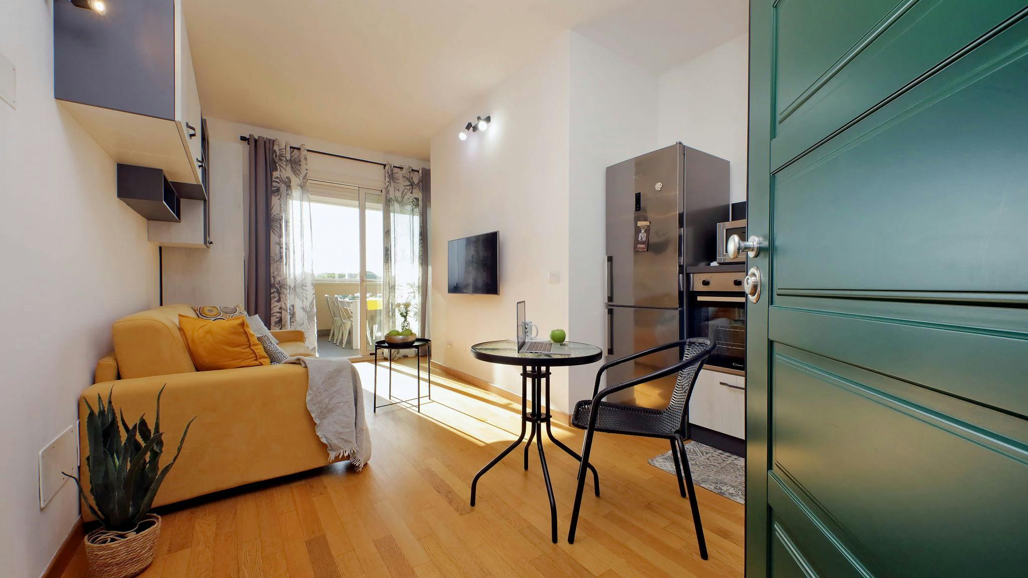 Lägenhet att hyra för 1 € i månaden i Rome, Viale Giorgio Cingoli