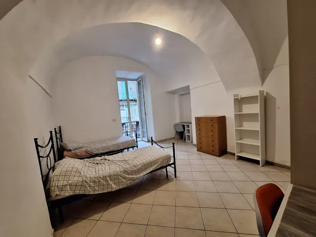 Private room in Via Duomo, Naples (1656199) room image 1