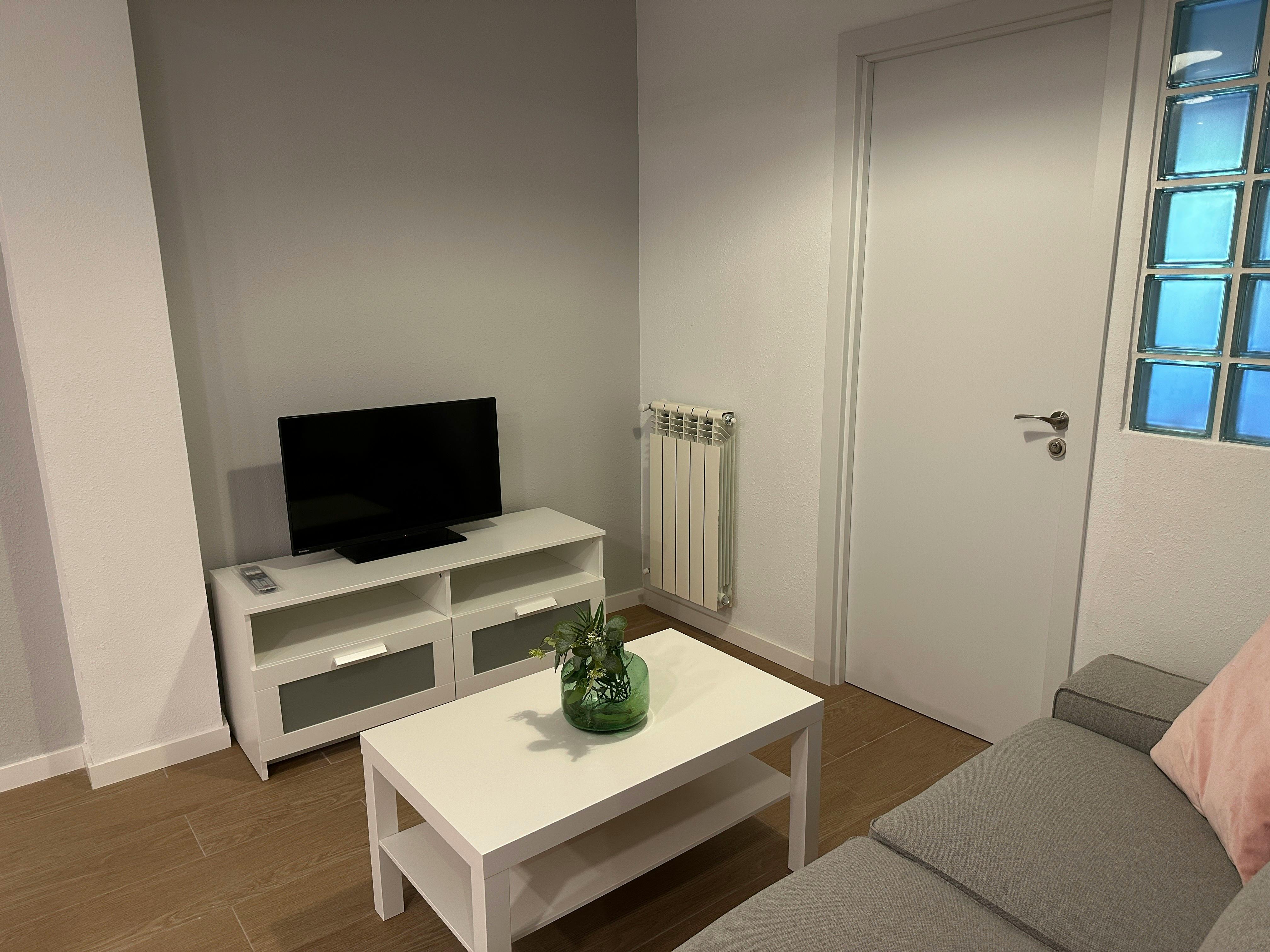 Single room Madrid, 1 bed — photo 5