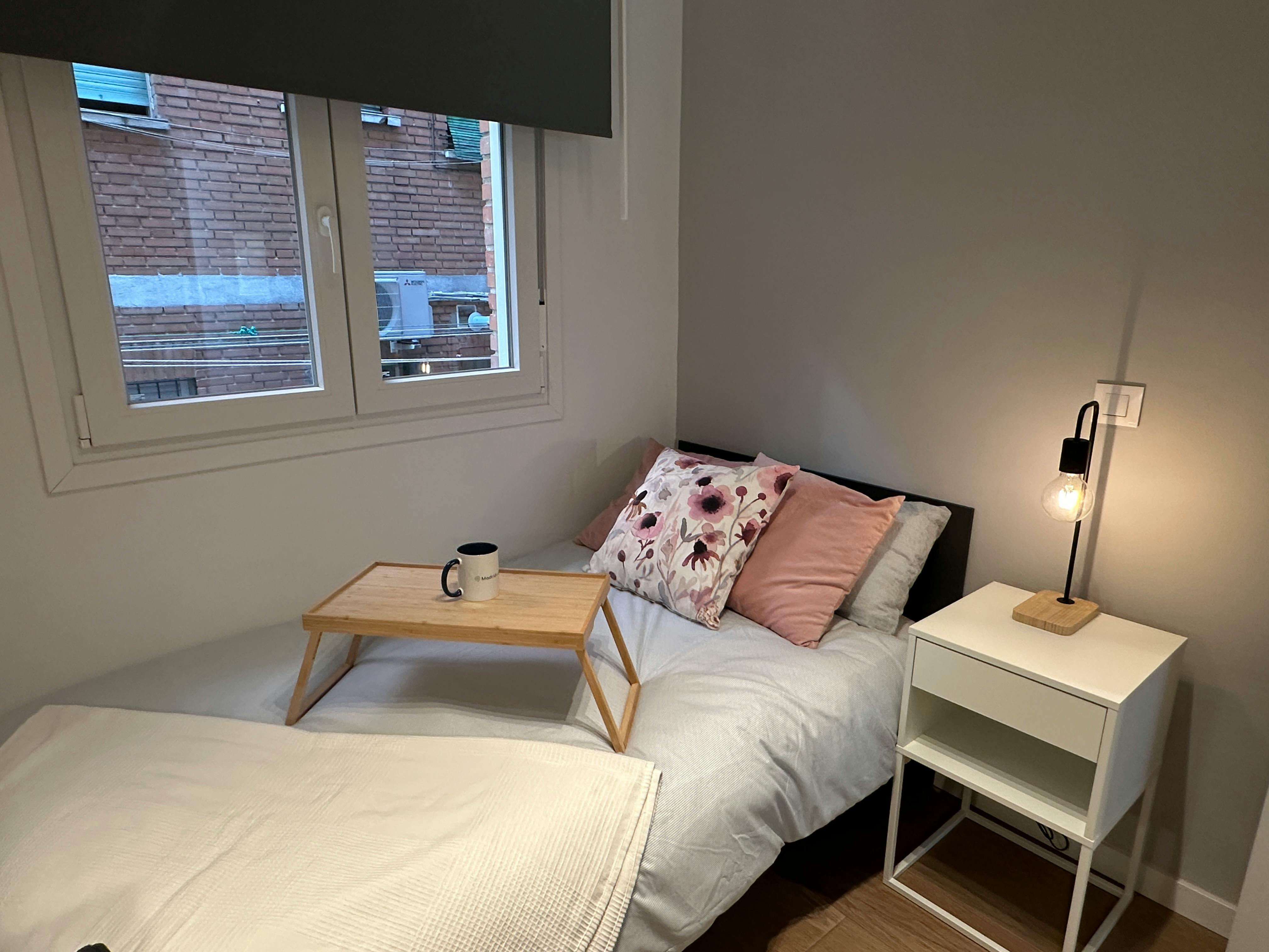 Single room Madrid, 1 bed — photo 7