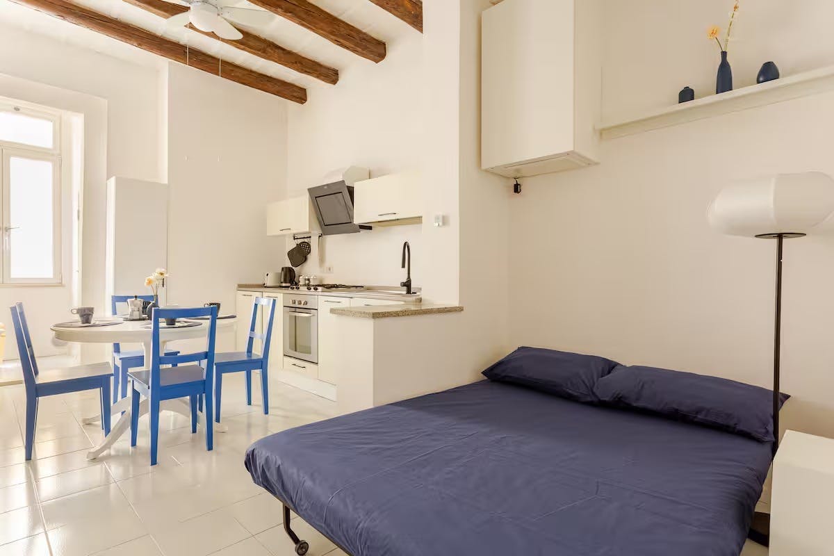 Квартира за оренду для 1 300 EUR на місяць у Ancona, Corso Carlo Alberto