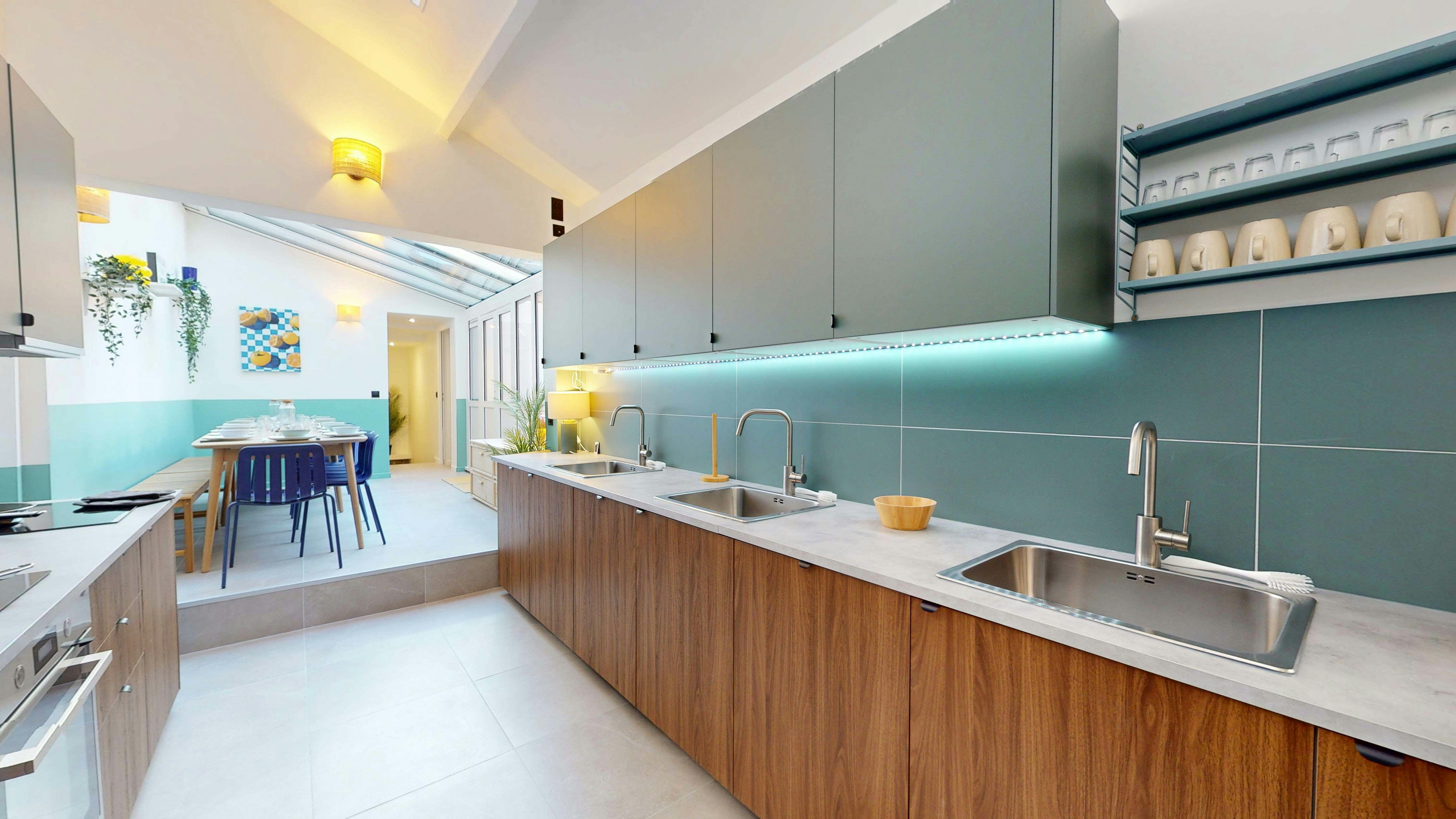 Rue des Dames, Paris preview