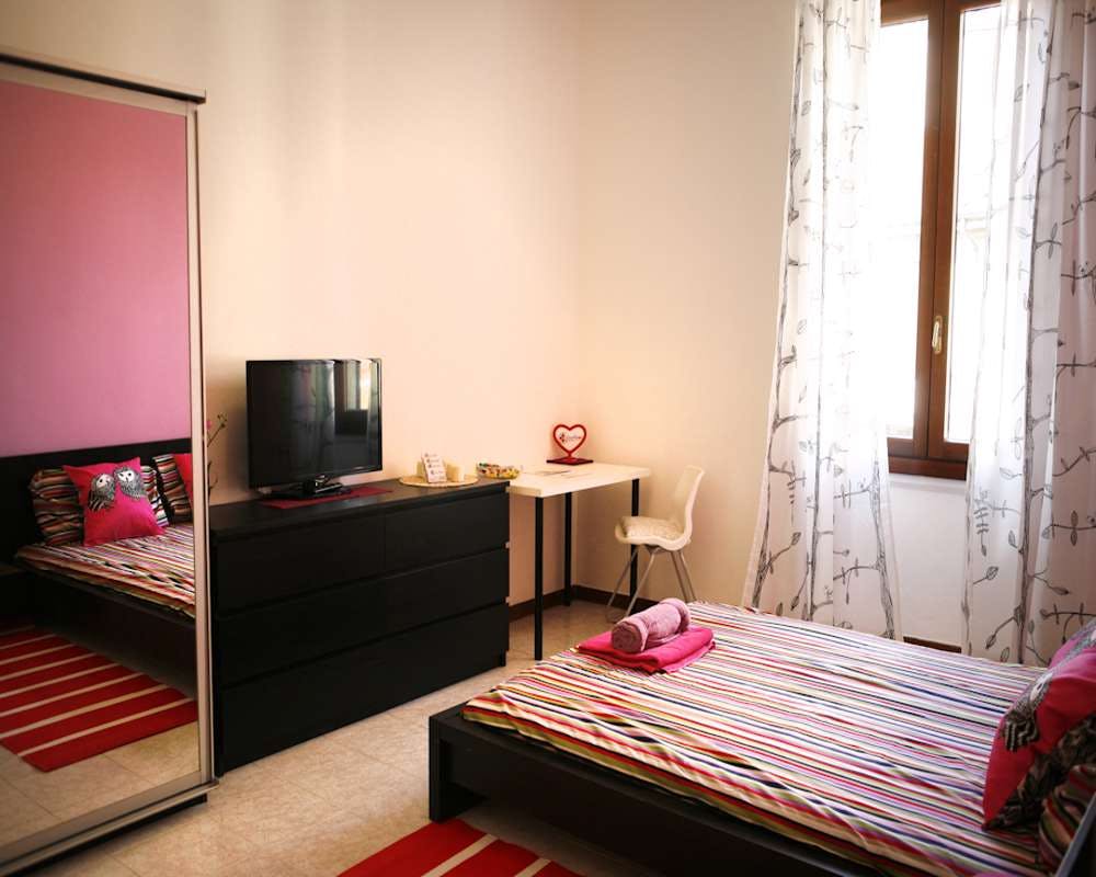 Private room for rent for €720 per month in Milan, Via Bartolomeo Eustachi