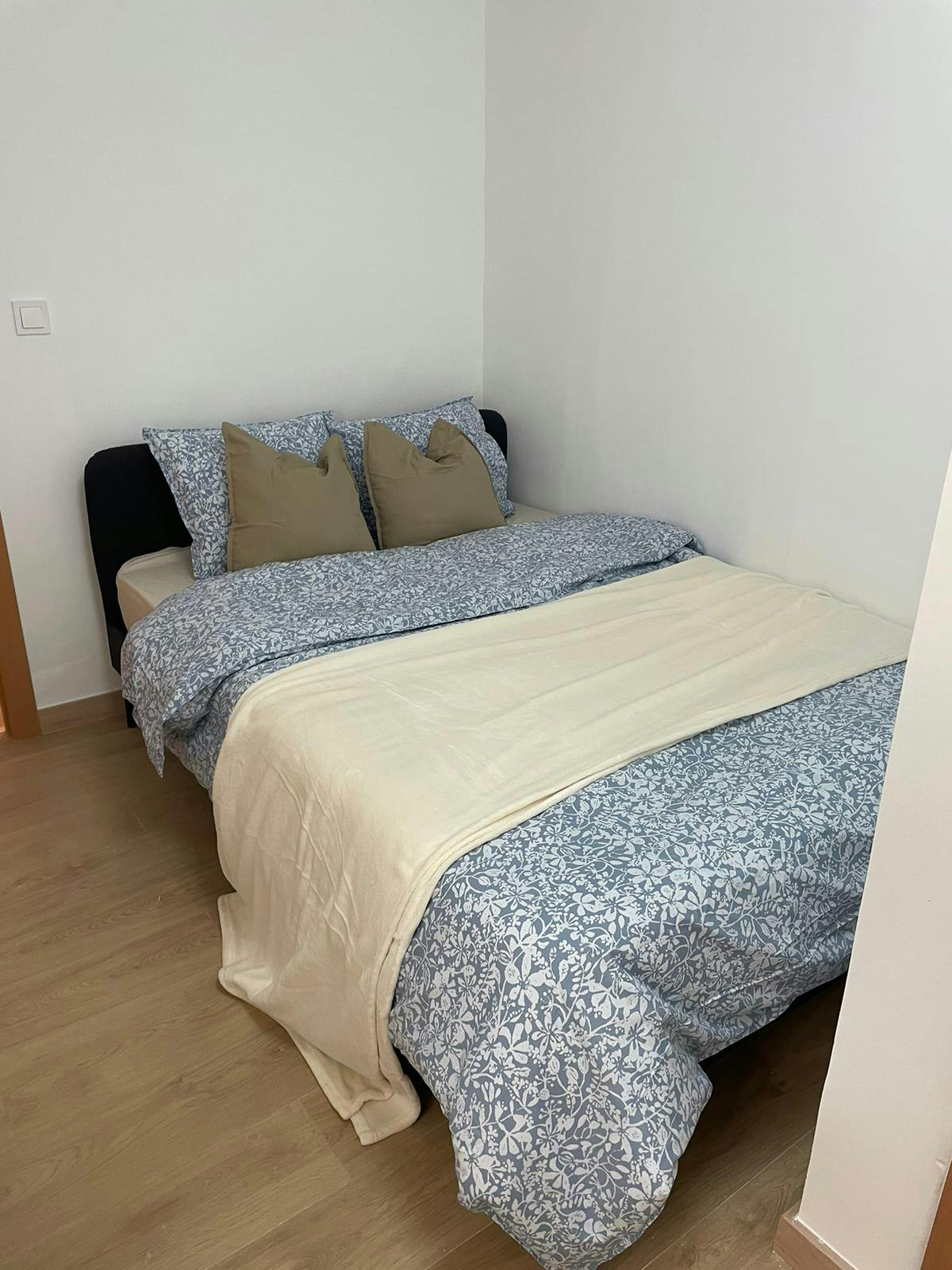 Private room for rent for €395 per month in Catarroja, Carrer del Calvari
